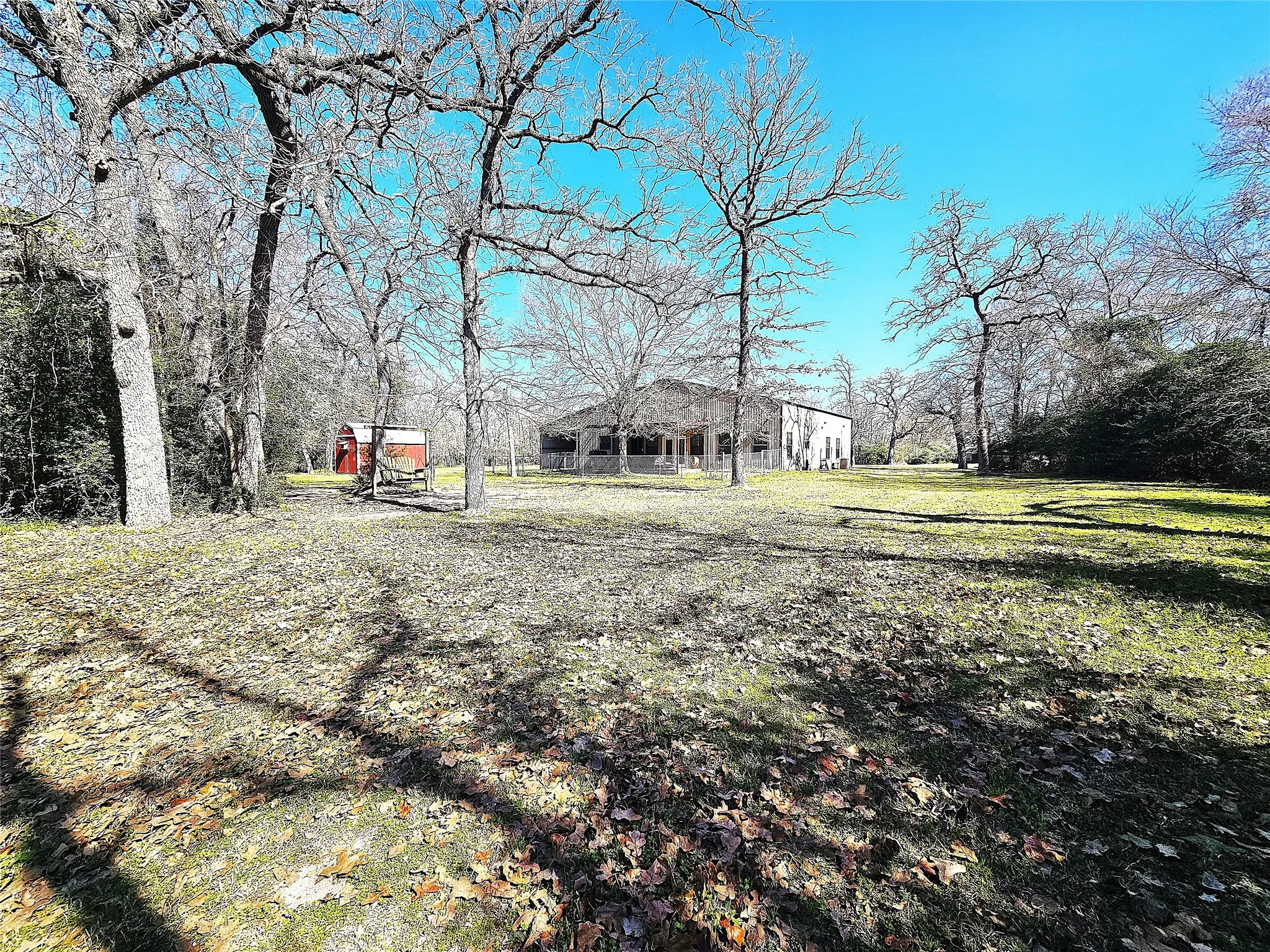 Single Family Residence For Sale in Limestone County , 414 Lcr 763, Groesbeck, Texas 76642, 2 Bedroom, 3 Bathroom, 1 Garage spaces, 1,590 Sqft, built in 2009, Price $389,000, mls#21192153, Real Estate Agent in Groesbeck, Homes For Sale in Limestone county, Homes For Sale in Groesbeck, Realtor in Groesbeck Texas, Real Estate Brokerage Independent Realty Texas, Luminita Cordes Realtor
