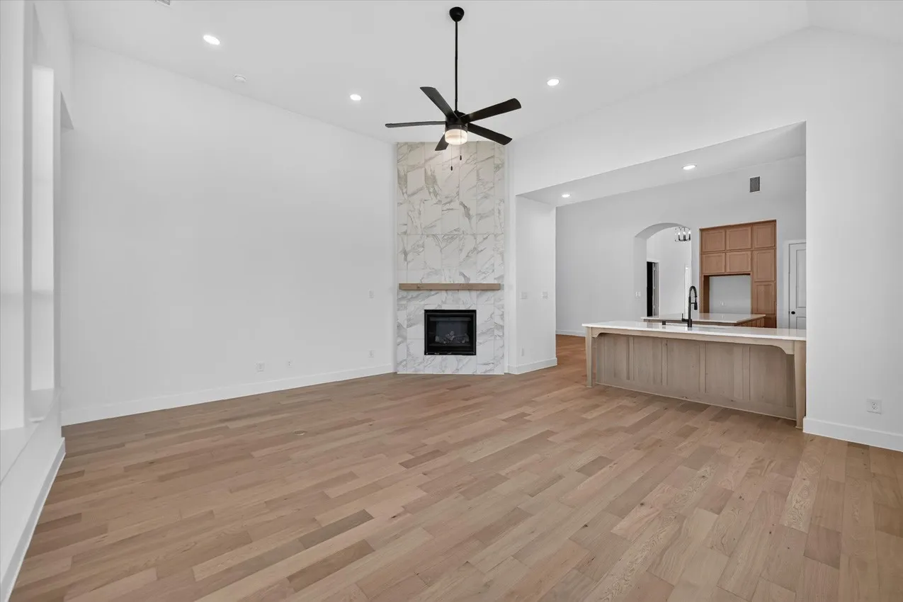 Single Family Residence For Sale in Denton County , 1401 Buttercup Avenue, Aubrey, Texas 76227, 4 Bedroom, 5 Bathroom, 3 Garage spaces, 3,032 Sqft, built in 2026, New Construction - Incomplete, mls#21194849, Real Estate Agent in Aubrey, Homes For Sale in Denton county, Homes For Sale in Aubrey, Realtor in Aubrey Texas, Real Estate Brokerage Independent Realty Texas, Luminita Cordes Realtor