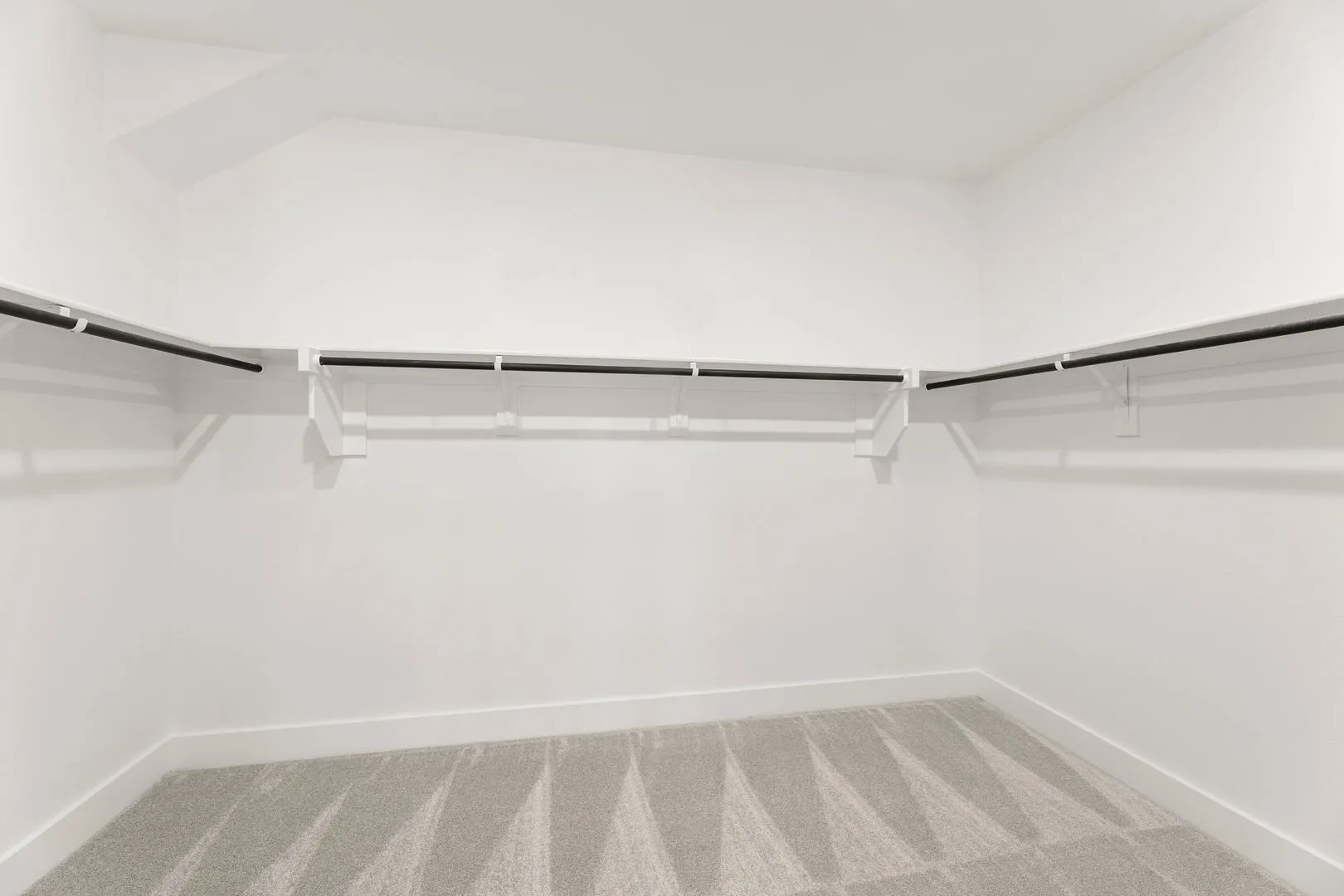605 Aberdeen-Primary Suite-5