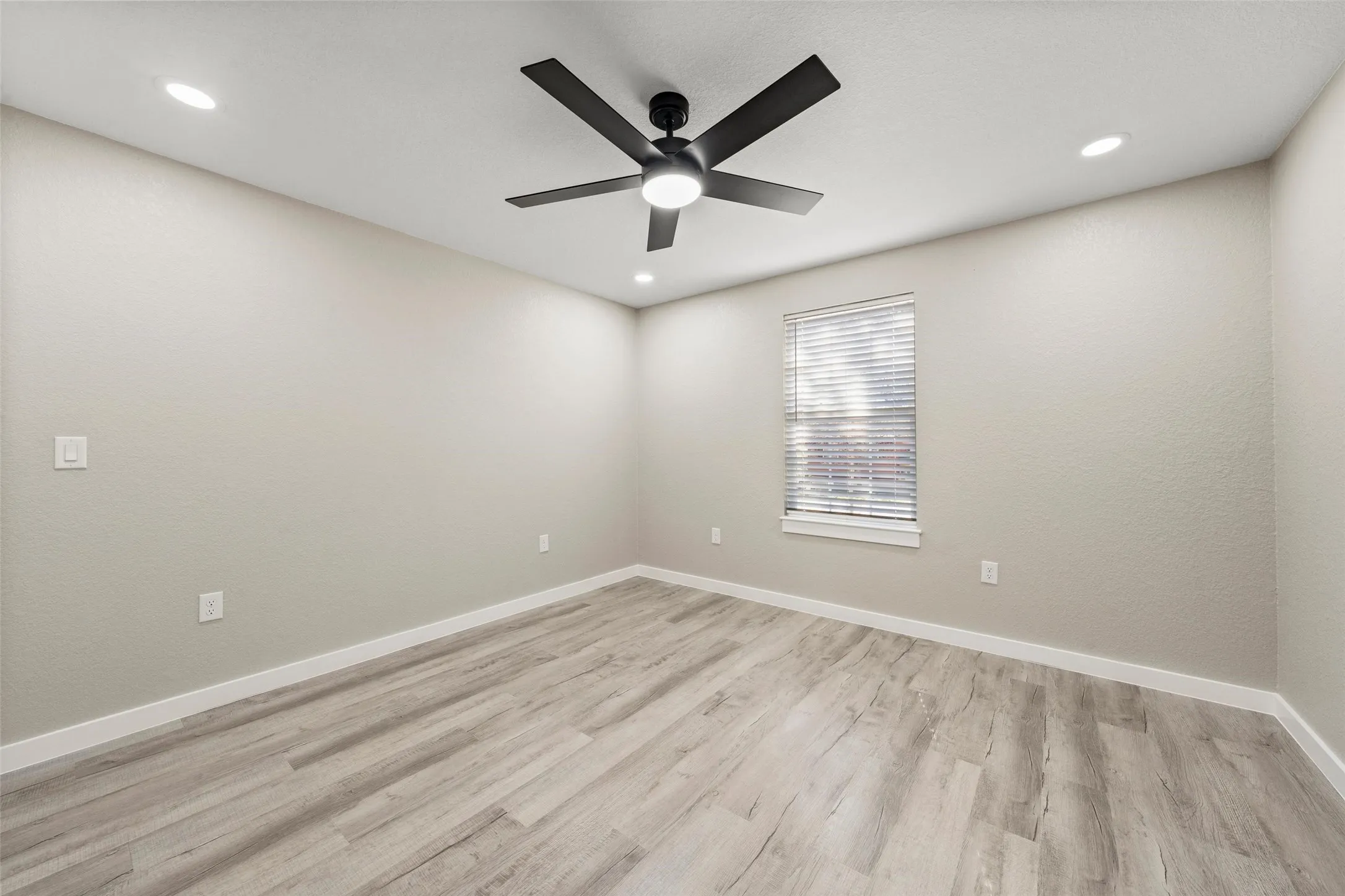 Single Family Residence For Sale in Mc Lennan County , 2509 Stewart Drive, Waco, Texas 76708, 3 Bedroom, 2 Bathroom, 2 Garage spaces, 1,467 Sqft, built in 2026, New Construction - Complete, mls#21195310, Real Estate Agent in Waco, Homes For Sale in Mc Lennan county, Homes For Sale in Waco, Realtor in Waco Texas, Real Estate Brokerage Independent Realty Texas, Luminita Cordes Realtor