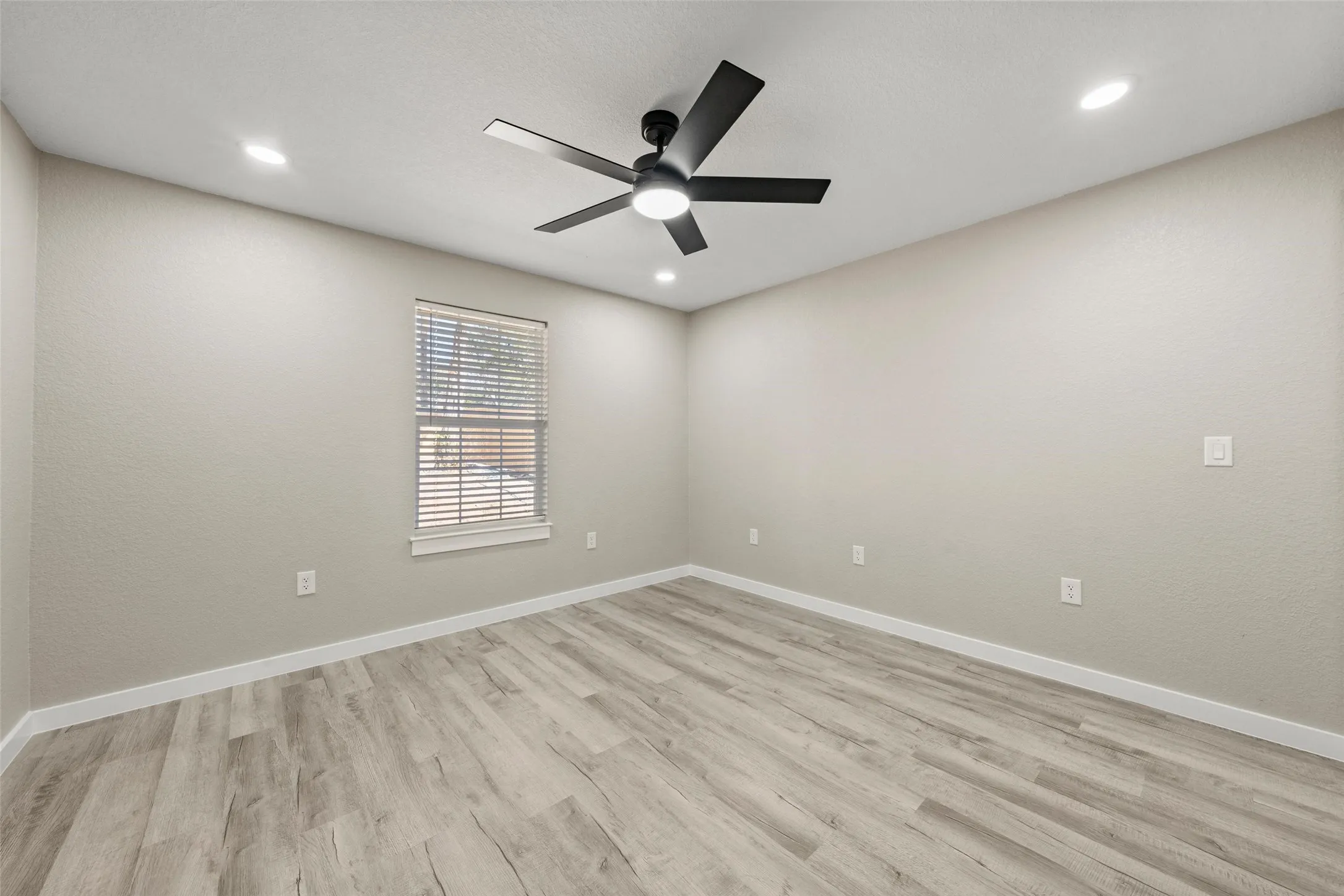 Single Family Residence For Sale in Mc Lennan County , 2509 Stewart Drive, Waco, Texas 76708, 3 Bedroom, 2 Bathroom, 2 Garage spaces, 1,467 Sqft, built in 2026, New Construction - Complete, mls#21195310, Real Estate Agent in Waco, Homes For Sale in Mc Lennan county, Homes For Sale in Waco, Realtor in Waco Texas, Real Estate Brokerage Independent Realty Texas, Luminita Cordes Realtor