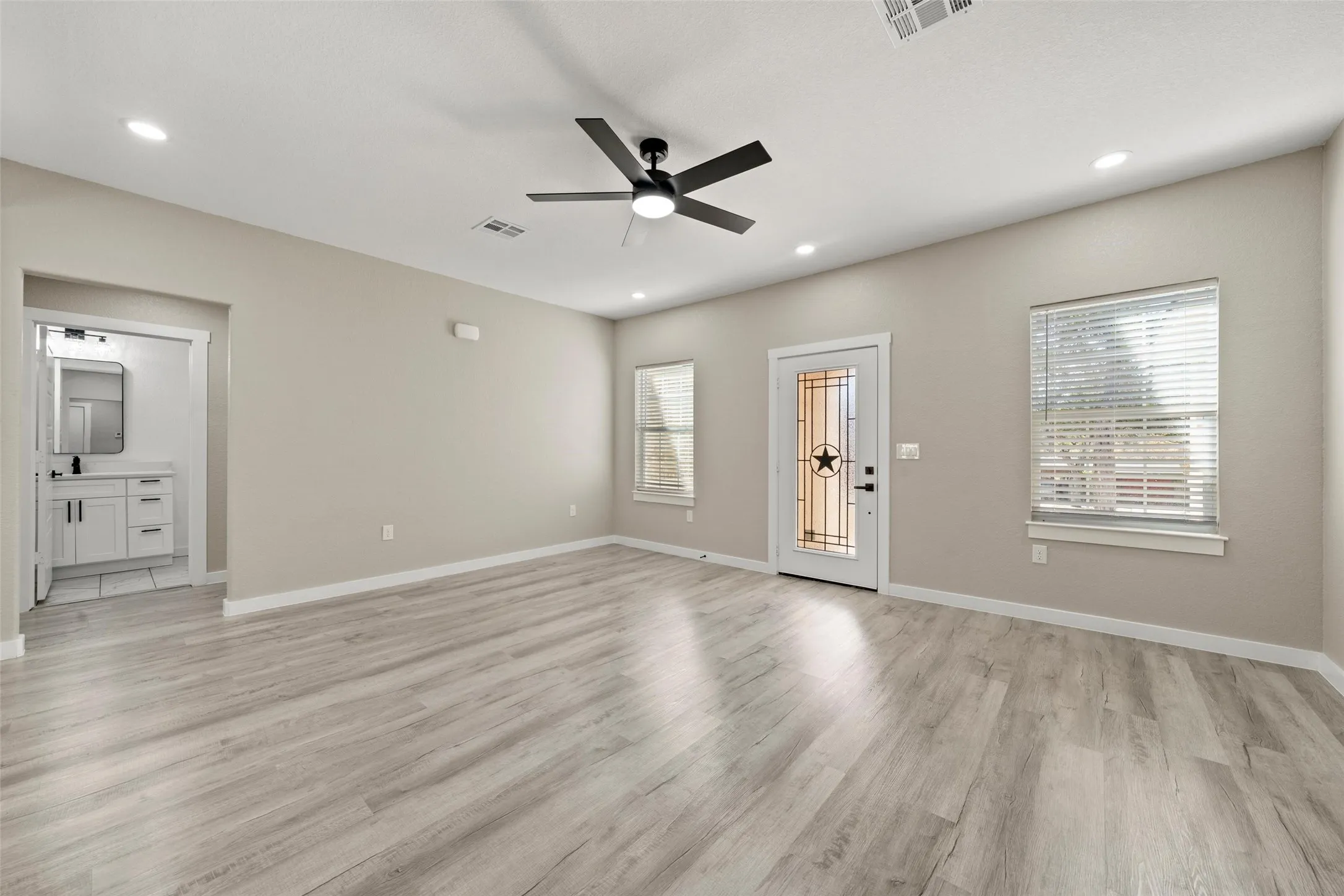 Single Family Residence For Sale in Mc Lennan County , 2509 Stewart Drive, Waco, Texas 76708, 3 Bedroom, 2 Bathroom, 2 Garage spaces, 1,467 Sqft, built in 2026, New Construction - Complete, mls#21195310, Real Estate Agent in Waco, Homes For Sale in Mc Lennan county, Homes For Sale in Waco, Realtor in Waco Texas, Real Estate Brokerage Independent Realty Texas, Luminita Cordes Realtor