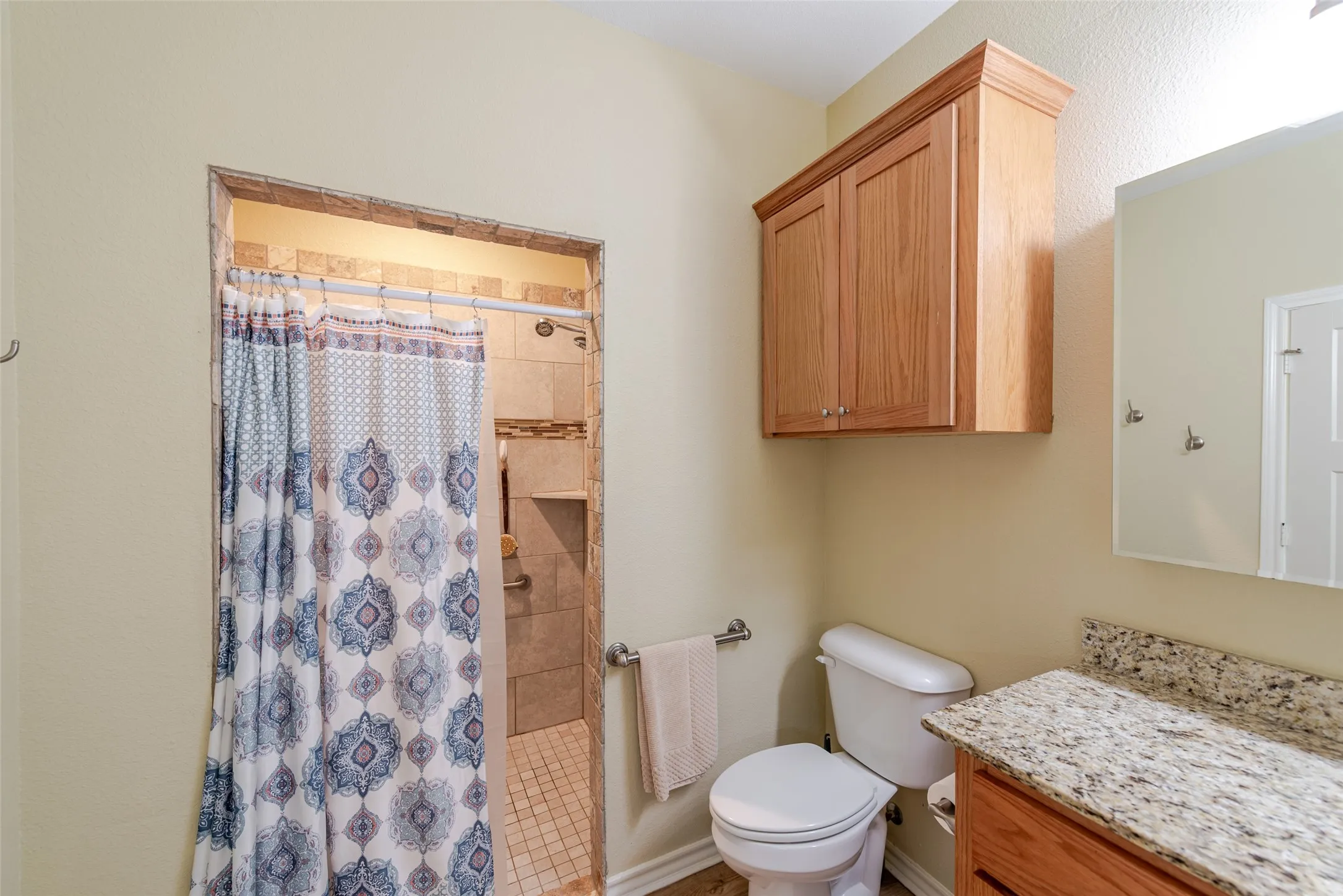 Single Family Residence For Sale in Cass County , 6888 FM 2888, Naples, Texas 75568, 5 Bedroom, 4 Bathroom, 1 Garage spaces, 3,690 Sqft, built in 2008, Preowned, mls#21193816, Real Estate Agent in Naples, Homes For Sale in Cass county, Homes For Sale in Naples, Realtor in Naples Texas, Real Estate Brokerage Independent Realty Texas, Luminita Cordes Realtor