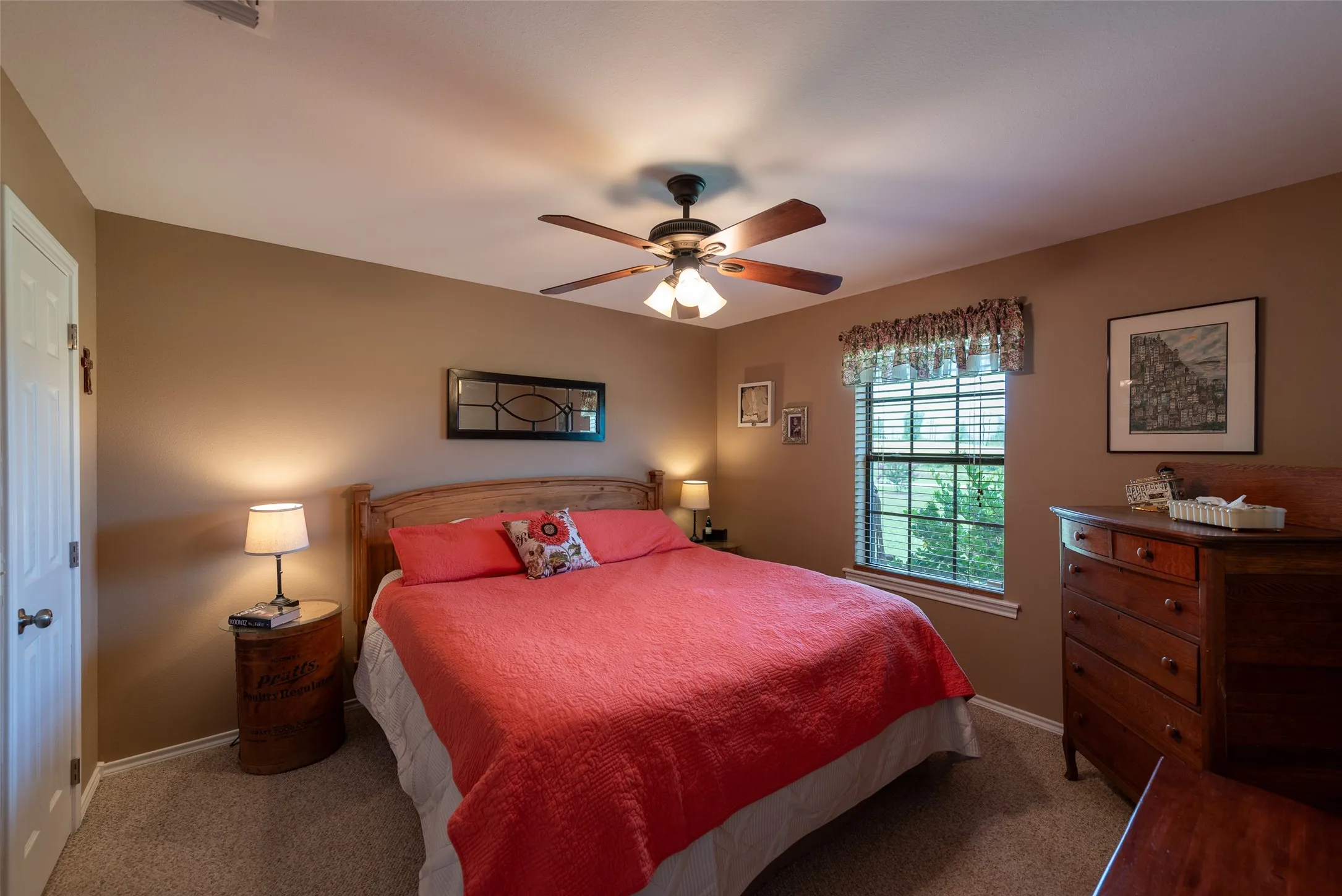Single Family Residence For Sale in Cass County , 6888 FM 2888, Naples, Texas 75568, 5 Bedroom, 4 Bathroom, 1 Garage spaces, 3,690 Sqft, built in 2008, Preowned, mls#21193816, Real Estate Agent in Naples, Homes For Sale in Cass county, Homes For Sale in Naples, Realtor in Naples Texas, Real Estate Brokerage Independent Realty Texas, Luminita Cordes Realtor