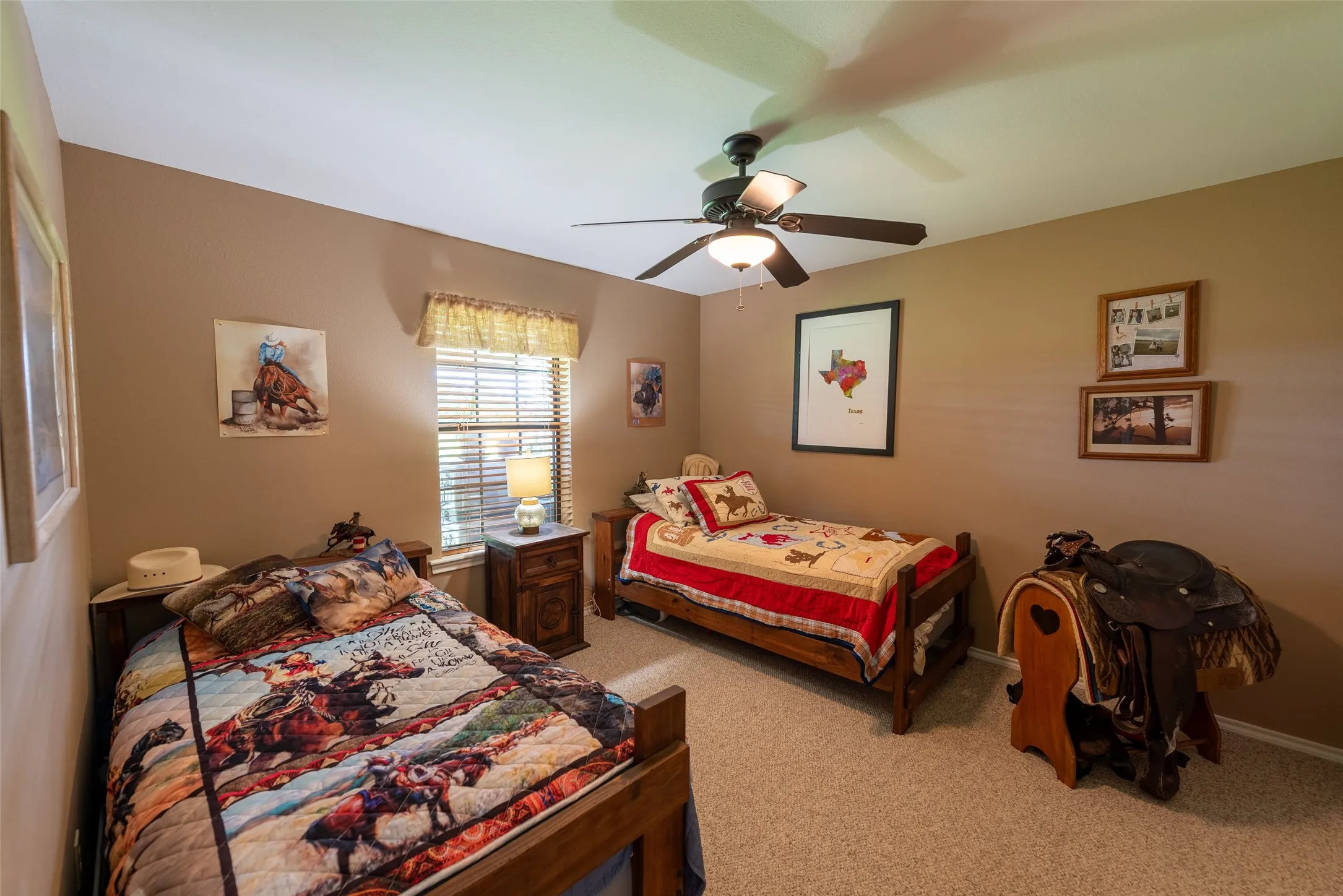 Single Family Residence For Sale in Cass County , 6888 FM 2888, Naples, Texas 75568, 5 Bedroom, 4 Bathroom, 1 Garage spaces, 3,690 Sqft, built in 2008, Preowned, mls#21193816, Real Estate Agent in Naples, Homes For Sale in Cass county, Homes For Sale in Naples, Realtor in Naples Texas, Real Estate Brokerage Independent Realty Texas, Luminita Cordes Realtor