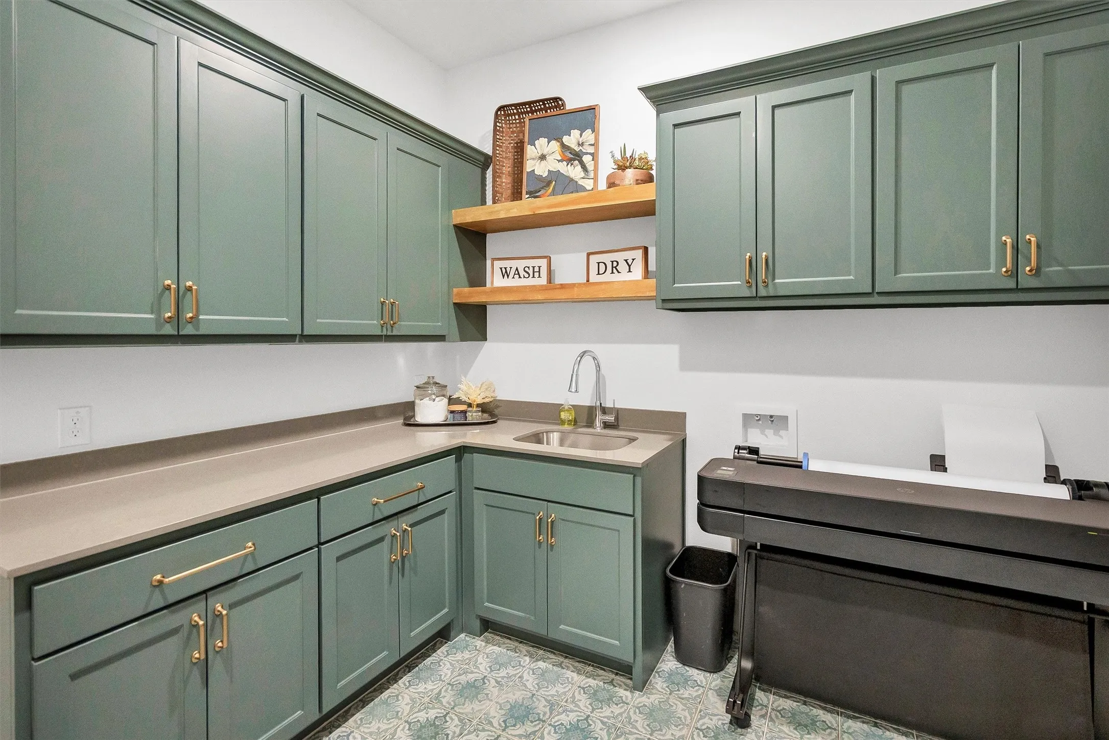 Single Family Residence For Sale in Parker County , 231 Nueces Trail, Aledo, Texas 76008, 5 Bedroom, 5 Bathroom, 3 Garage spaces, 5,801 Sqft, built in 2024, New Construction - Complete, Price $2,140,000, mls#21194034, Real Estate Agent in Aledo, Homes For Sale in Parker county, Homes For Sale in Aledo, Realtor in Aledo Texas, Real Estate Brokerage Independent Realty Texas, Luminita Cordes Realtor