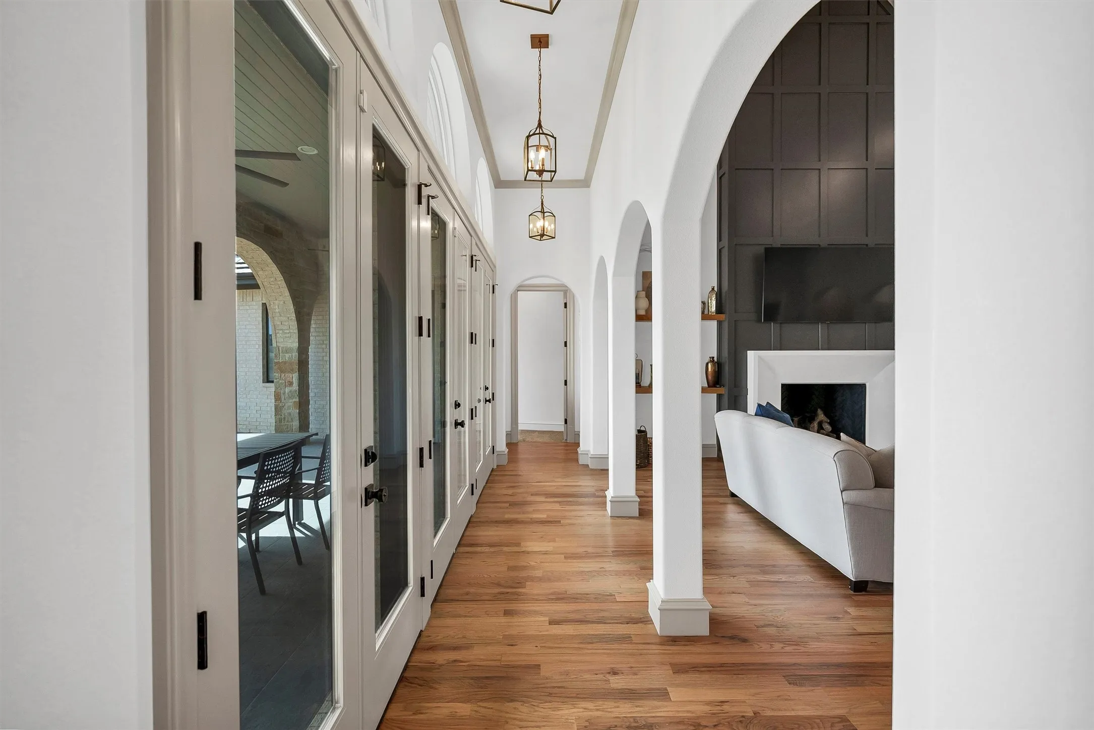 Single Family Residence For Sale in Parker County , 231 Nueces Trail, Aledo, Texas 76008, 5 Bedroom, 5 Bathroom, 3 Garage spaces, 5,801 Sqft, built in 2024, New Construction - Complete, Price $2,140,000, mls#21194034, Real Estate Agent in Aledo, Homes For Sale in Parker county, Homes For Sale in Aledo, Realtor in Aledo Texas, Real Estate Brokerage Independent Realty Texas, Luminita Cordes Realtor