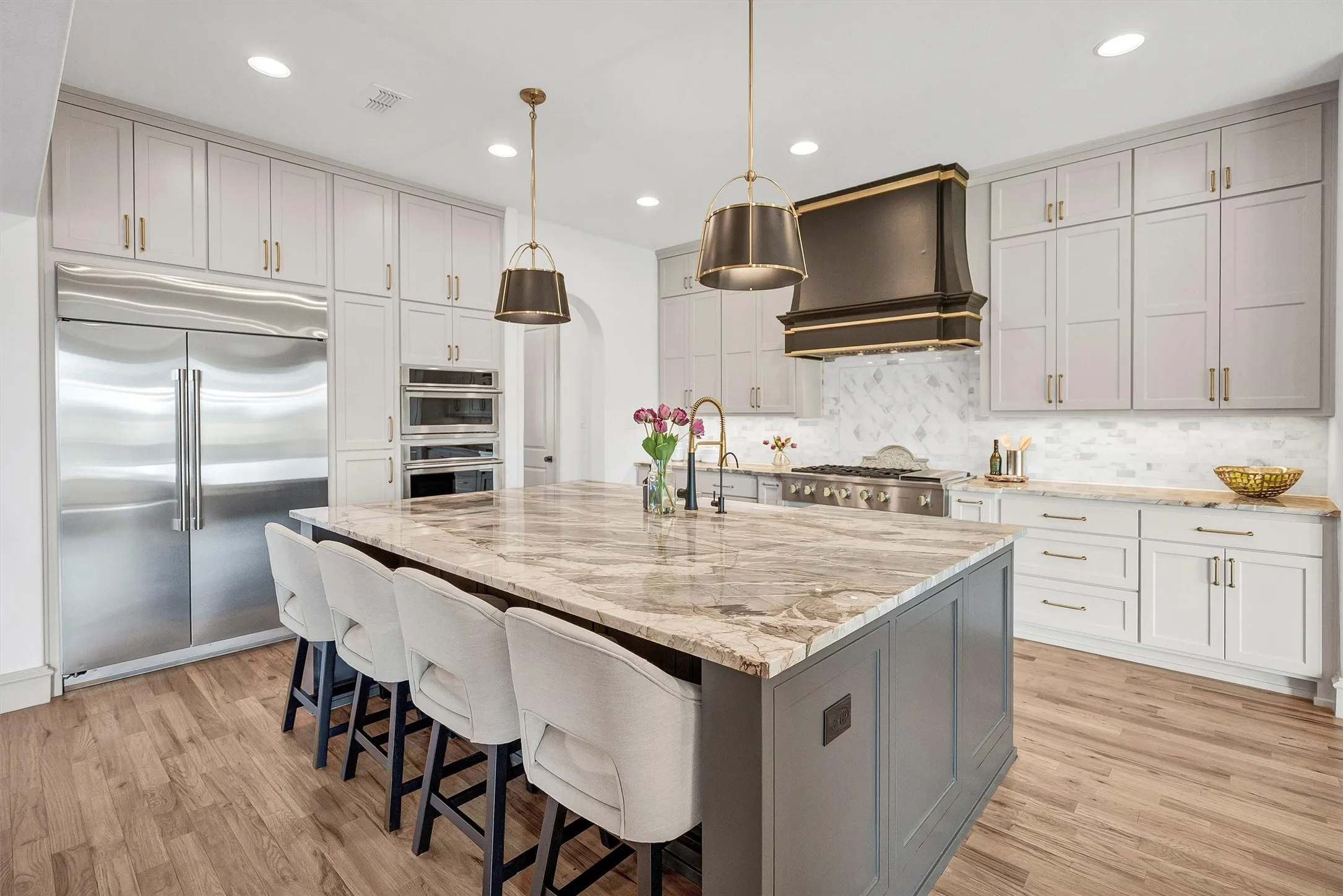 Single Family Residence For Sale in Parker County , 231 Nueces Trail, Aledo, Texas 76008, 5 Bedroom, 5 Bathroom, 3 Garage spaces, 5,801 Sqft, built in 2024, New Construction - Complete, Price $2,140,000, mls#21194034, Real Estate Agent in Aledo, Homes For Sale in Parker county, Homes For Sale in Aledo, Realtor in Aledo Texas, Real Estate Brokerage Independent Realty Texas, Luminita Cordes Realtor