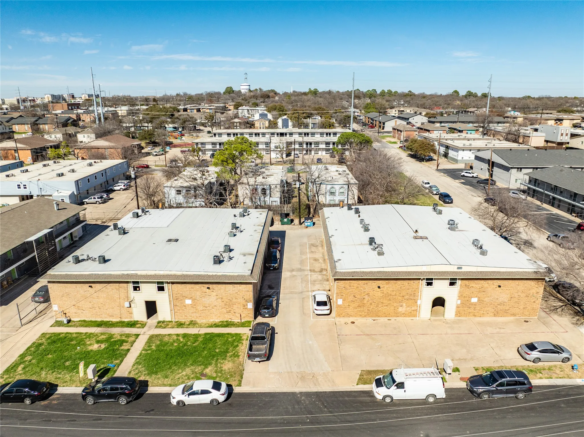 Apartment For Sale in Denton County , 2404 Louise Street 2404 & 2420, Denton, Texas 76201, 47 Bedrooms, 24 Bathrooms, Garage spaces, 9,720 Sqft, built in 1967, Preowned, Price $4,300,000, mls#21194900, Real Estate Agent in Denton, Homes For Sale in Denton county, Homes For Sale in Denton, Realtor in Denton Texas, Real Estate Brokerage Independent Realty Texas, Luminita Cordes Realtor