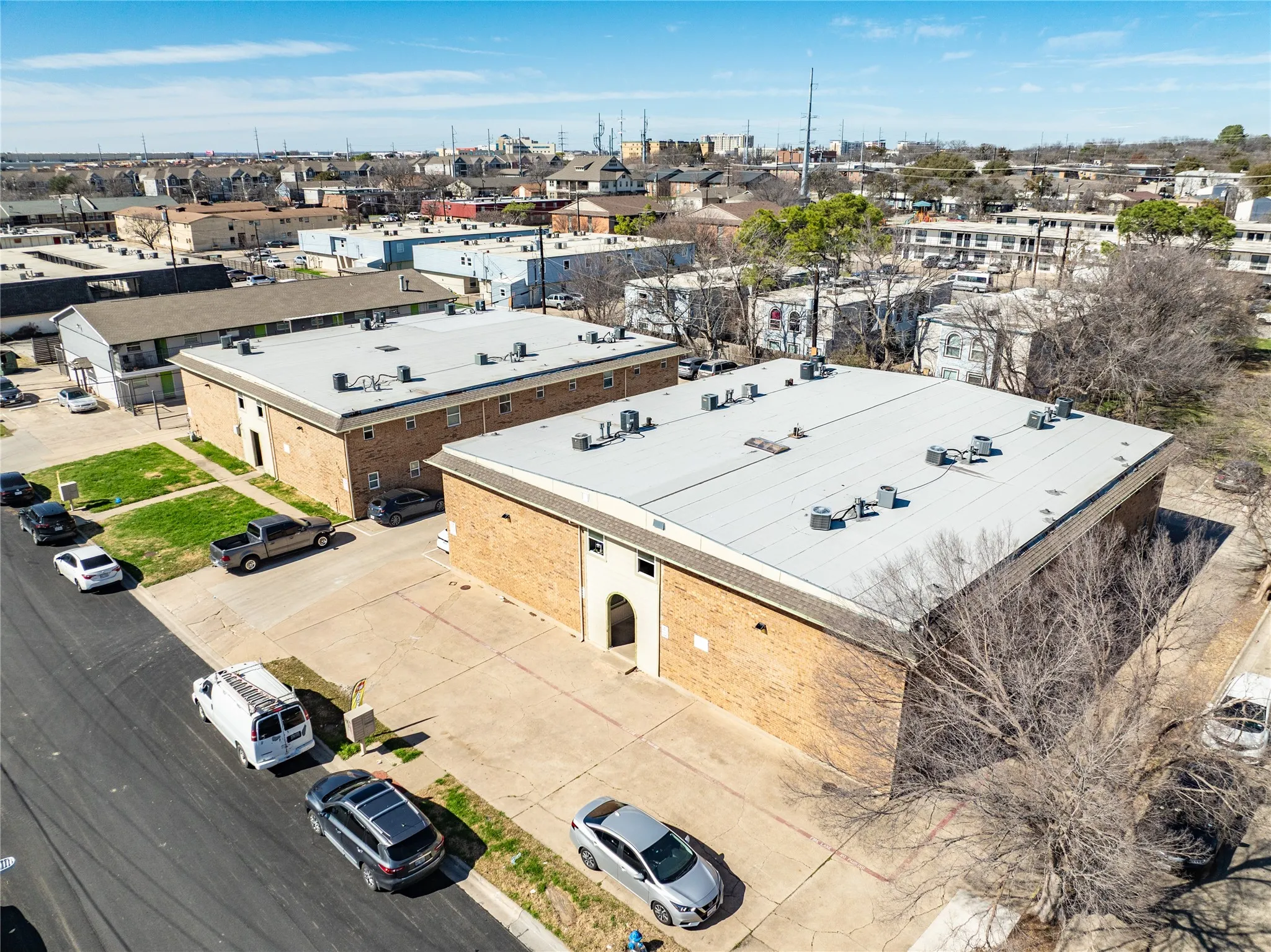 Apartment For Sale in Denton County , 2404 Louise Street 2404 & 2420, Denton, Texas 76201, 47 Bedrooms, 24 Bathrooms, Garage spaces, 9,720 Sqft, built in 1967, Preowned, Price $4,300,000, mls#21194900, Real Estate Agent in Denton, Homes For Sale in Denton county, Homes For Sale in Denton, Realtor in Denton Texas, Real Estate Brokerage Independent Realty Texas, Luminita Cordes Realtor