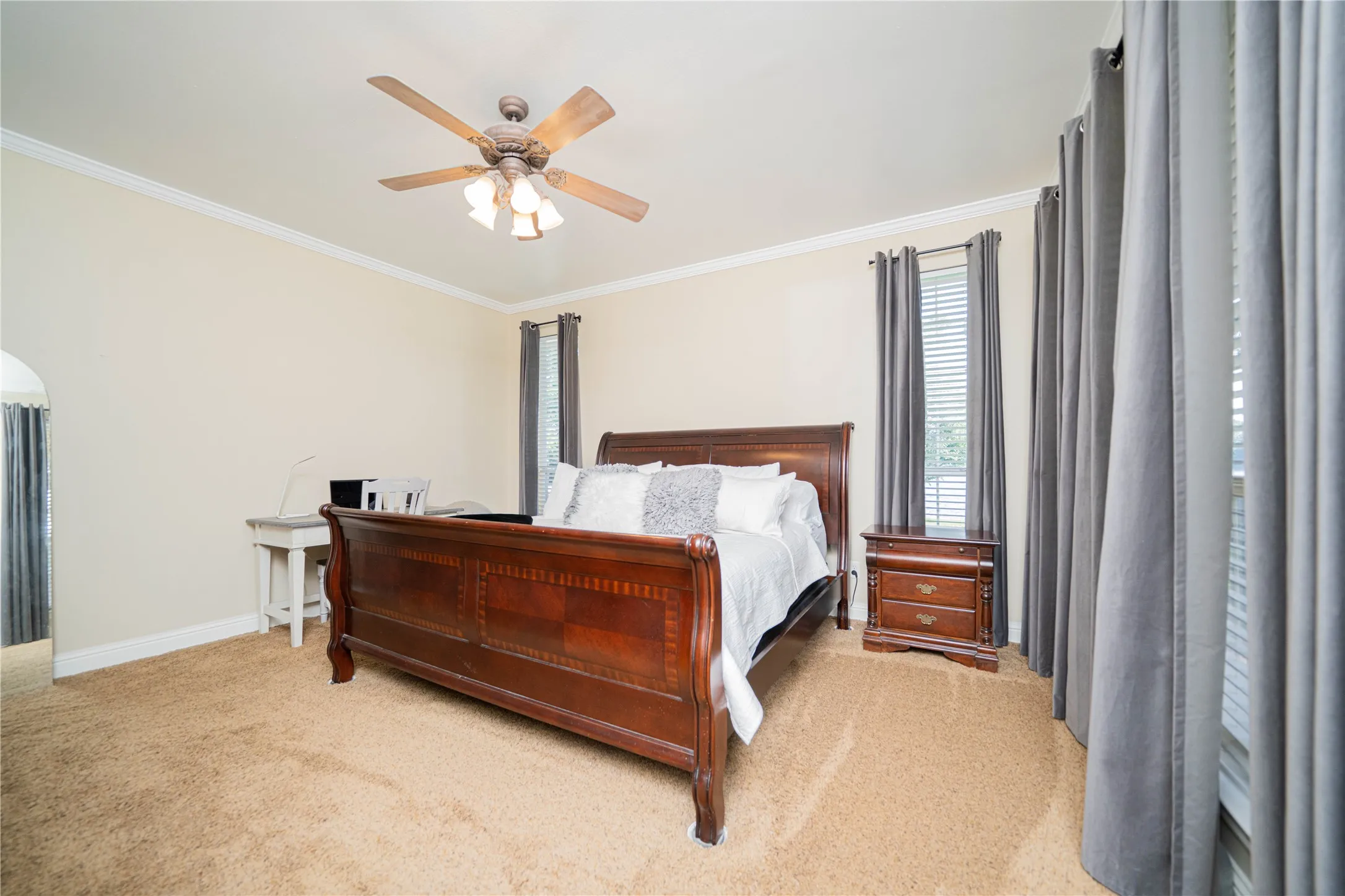 Single Family Residence For Sale in Titus County , 370 Bass Creek Trail, Mt Pleasant, Texas 75455, 4 Bedroom, 3 Bathroom, 2 Garage spaces, 2,595 Sqft, built in 2002, Preowned, mls#21195659, Real Estate Agent in Mt Pleasant, Homes For Sale in Titus county, Homes For Sale in Mt Pleasant, Realtor in Mt Pleasant Texas, Real Estate Brokerage Independent Realty Texas, Luminita Cordes Realtor