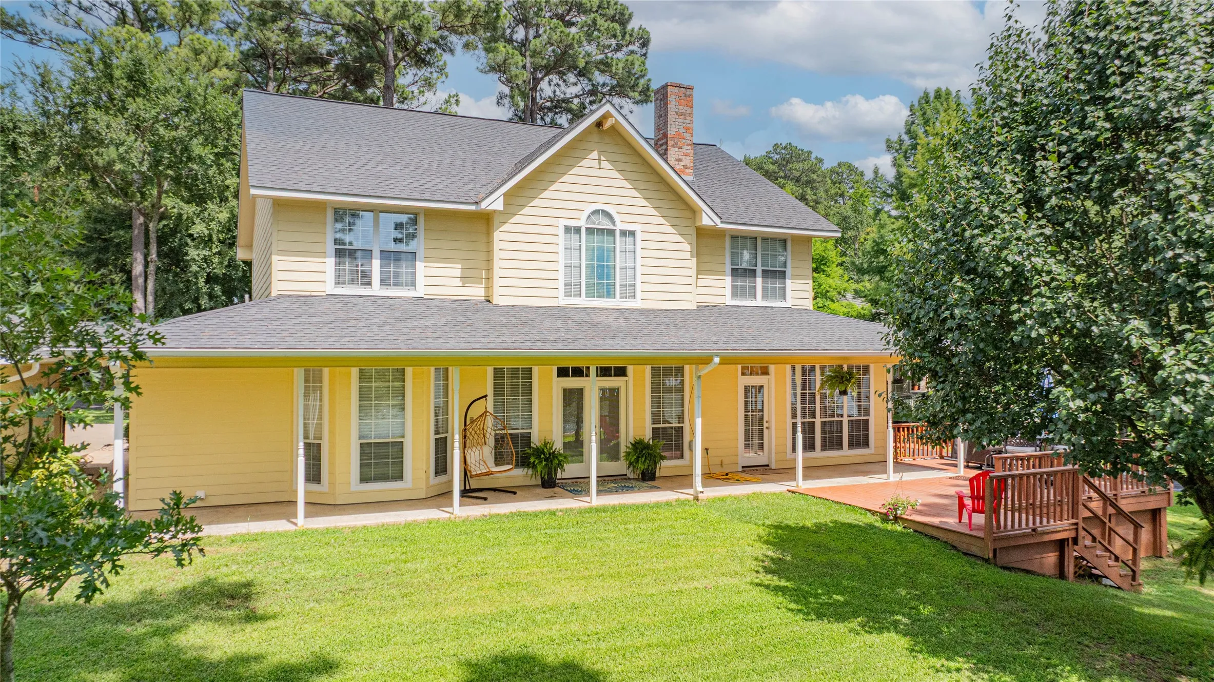 Single Family Residence For Sale in Titus County , 370 Bass Creek Trail, Mt Pleasant, Texas 75455, 4 Bedroom, 3 Bathroom, 2 Garage spaces, 2,595 Sqft, built in 2002, Preowned, mls#21195659, Real Estate Agent in Mt Pleasant, Homes For Sale in Titus county, Homes For Sale in Mt Pleasant, Realtor in Mt Pleasant Texas, Real Estate Brokerage Independent Realty Texas, Luminita Cordes Realtor