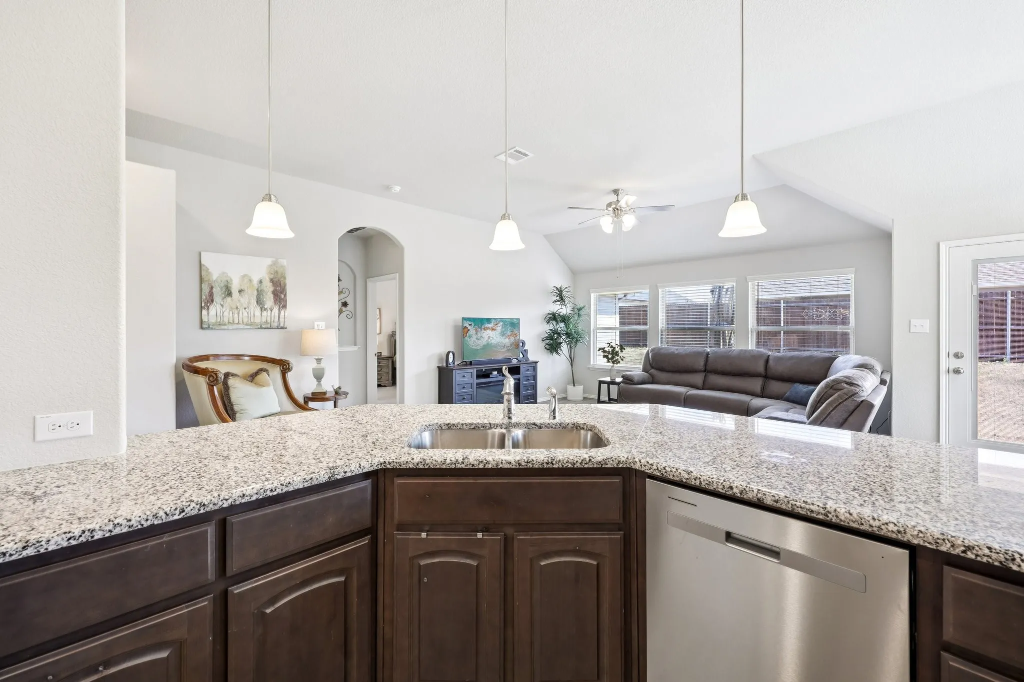 Single Family Residence For Sale in Parker County , 212 Magnolia Drive, Azle, Texas 76020, 3 Bedroom, 2 Bathroom, 2 Garage spaces, 1,730 Sqft, built in 2022, mls#21195685, Real Estate Agent in Azle, Homes For Sale in Parker county, Homes For Sale in Azle, Realtor in Azle Texas, Real Estate Brokerage Independent Realty Texas, Luminita Cordes Realtor
