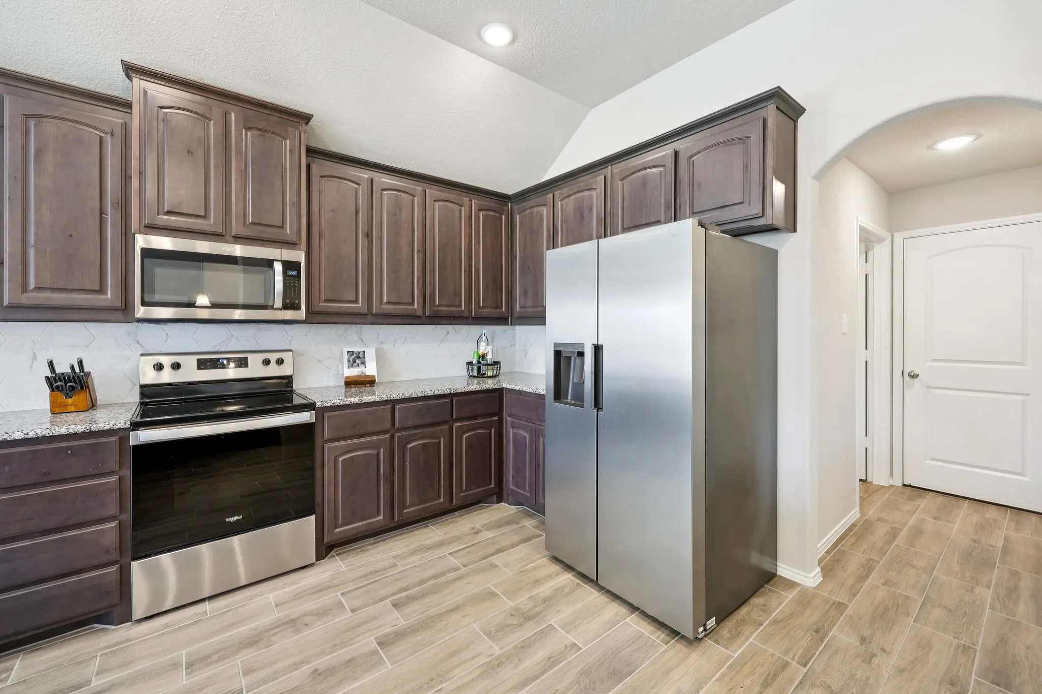 Single Family Residence For Sale in Parker County , 212 Magnolia Drive, Azle, Texas 76020, 3 Bedroom, 2 Bathroom, 2 Garage spaces, 1,730 Sqft, built in 2022, mls#21195685, Real Estate Agent in Azle, Homes For Sale in Parker county, Homes For Sale in Azle, Realtor in Azle Texas, Real Estate Brokerage Independent Realty Texas, Luminita Cordes Realtor