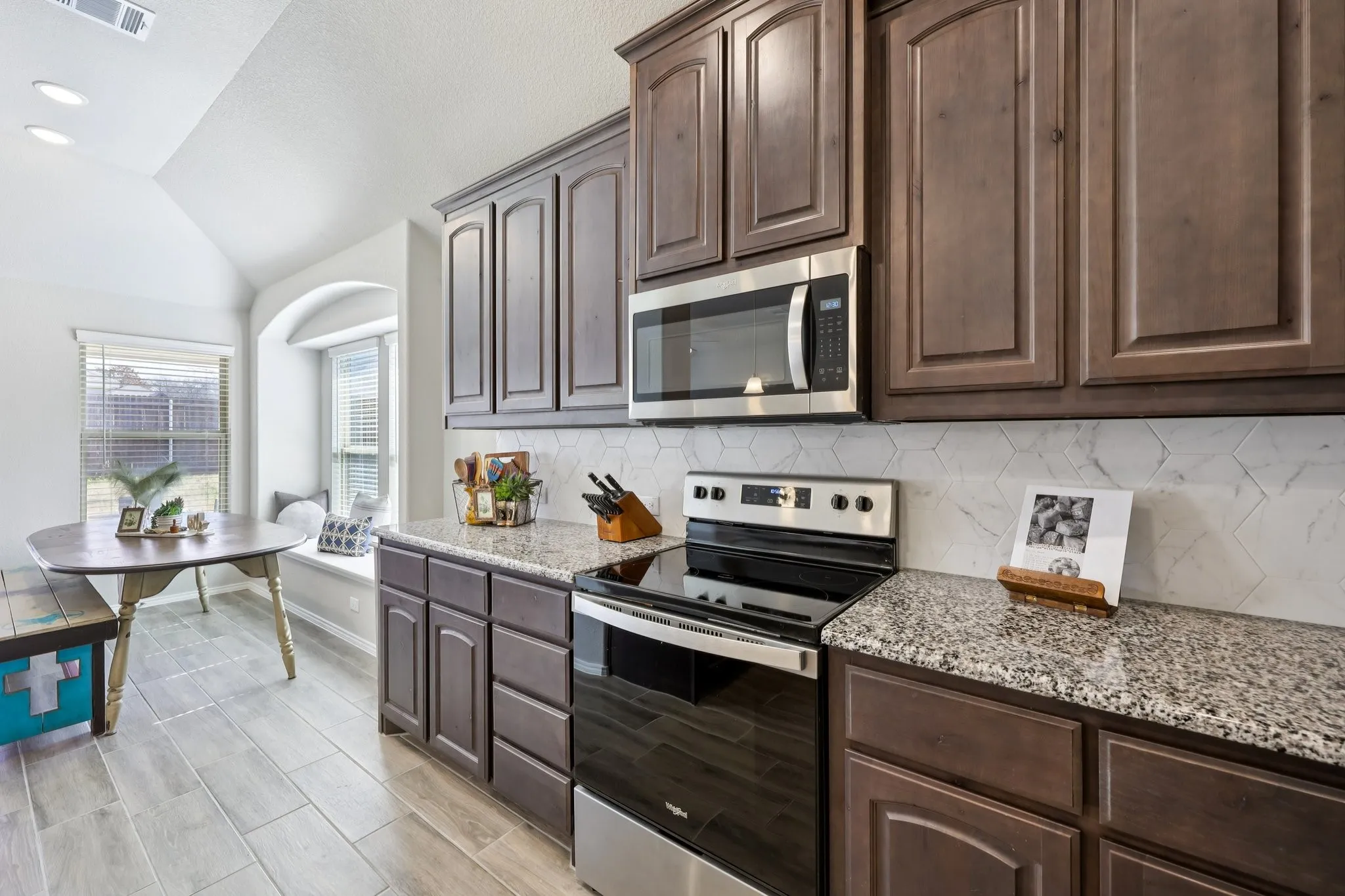 Single Family Residence For Sale in Parker County , 212 Magnolia Drive, Azle, Texas 76020, 3 Bedroom, 2 Bathroom, 2 Garage spaces, 1,730 Sqft, built in 2022, mls#21195685, Real Estate Agent in Azle, Homes For Sale in Parker county, Homes For Sale in Azle, Realtor in Azle Texas, Real Estate Brokerage Independent Realty Texas, Luminita Cordes Realtor