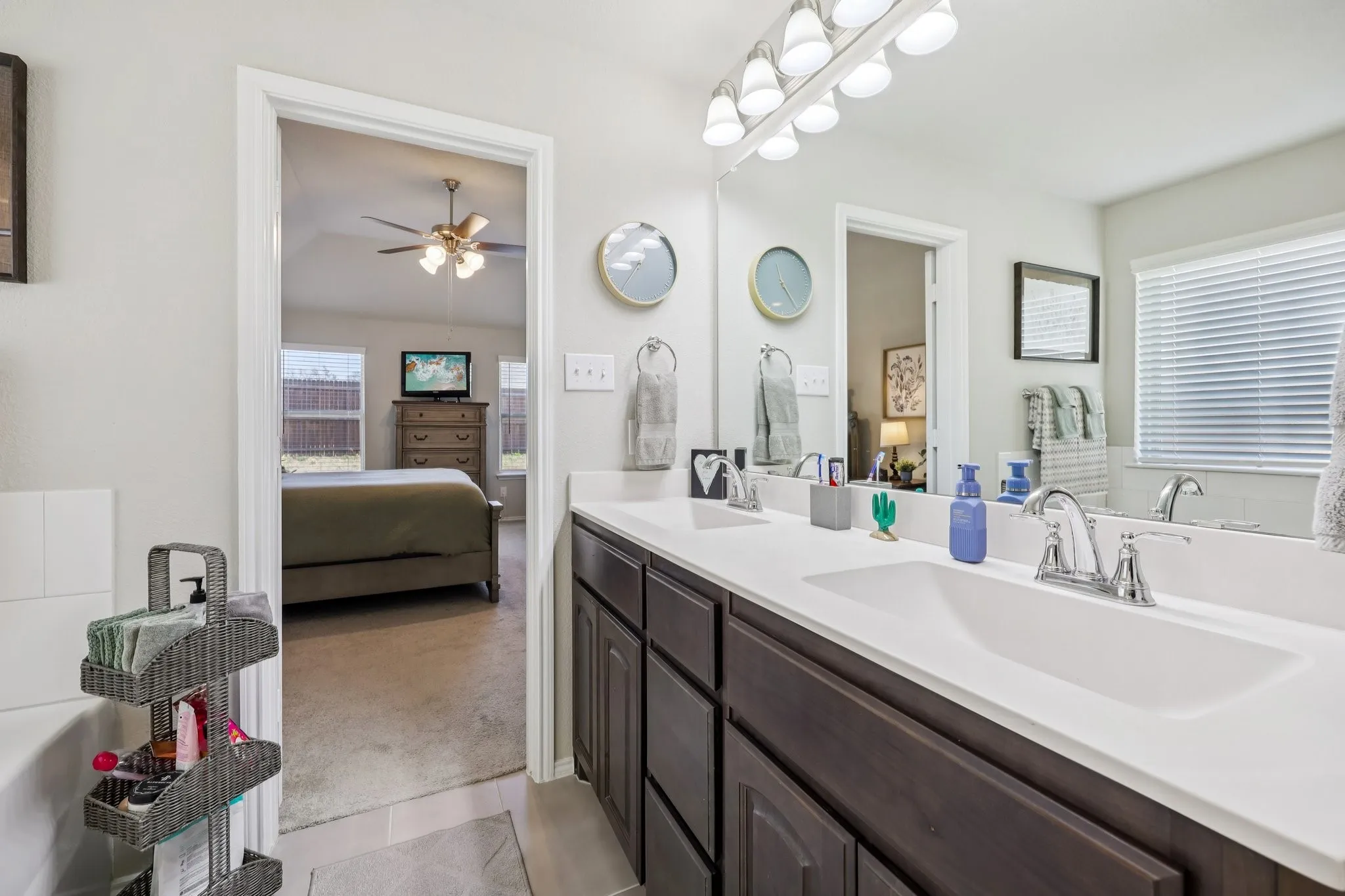 Single Family Residence For Sale in Parker County , 212 Magnolia Drive, Azle, Texas 76020, 3 Bedroom, 2 Bathroom, 2 Garage spaces, 1,730 Sqft, built in 2022, mls#21195685, Real Estate Agent in Azle, Homes For Sale in Parker county, Homes For Sale in Azle, Realtor in Azle Texas, Real Estate Brokerage Independent Realty Texas, Luminita Cordes Realtor