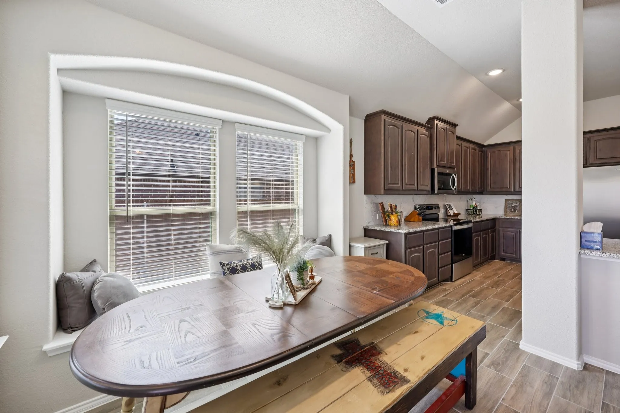 Single Family Residence For Sale in Parker County , 212 Magnolia Drive, Azle, Texas 76020, 3 Bedroom, 2 Bathroom, 2 Garage spaces, 1,730 Sqft, built in 2022, mls#21195685, Real Estate Agent in Azle, Homes For Sale in Parker county, Homes For Sale in Azle, Realtor in Azle Texas, Real Estate Brokerage Independent Realty Texas, Luminita Cordes Realtor