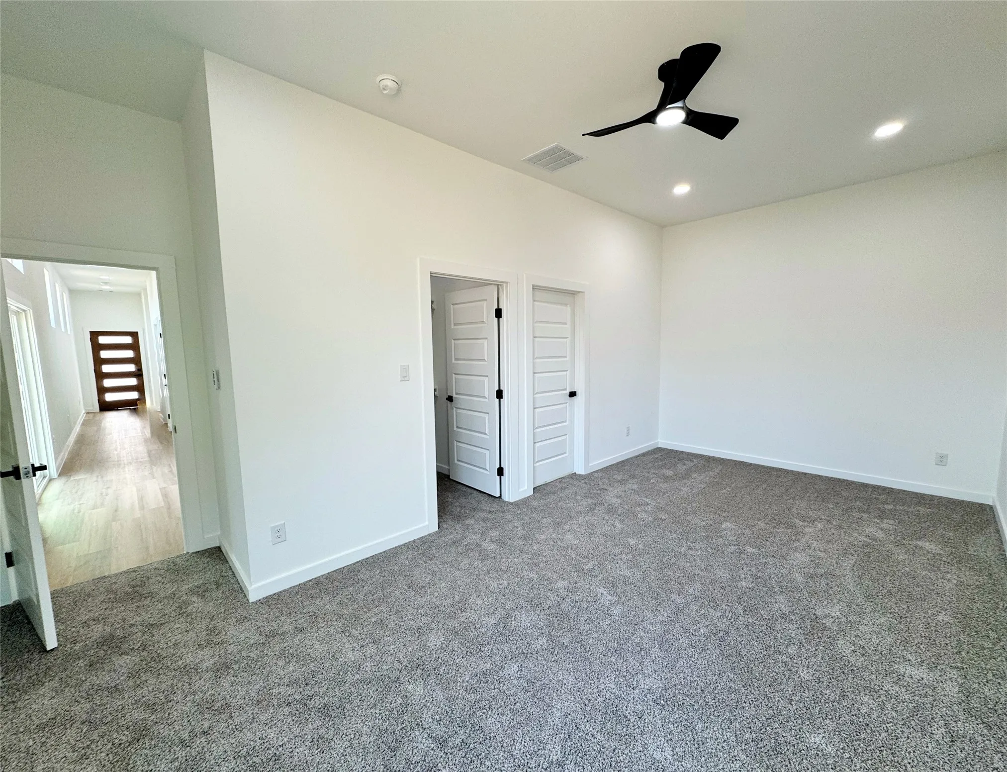 Single Family Residence For Sale in Hunt County , 3302 Silver Street, Greenville, Texas 75401, 3 Bedroom, 2 Bathroom, Garage spaces, 1,216 Sqft, built in 2026, New Construction - Complete, mls#21195759, Real Estate Agent in Greenville, Homes For Sale in Hunt county, Homes For Sale in Greenville, Realtor in Greenville Texas, Real Estate Brokerage Independent Realty Texas, Luminita Cordes Realtor