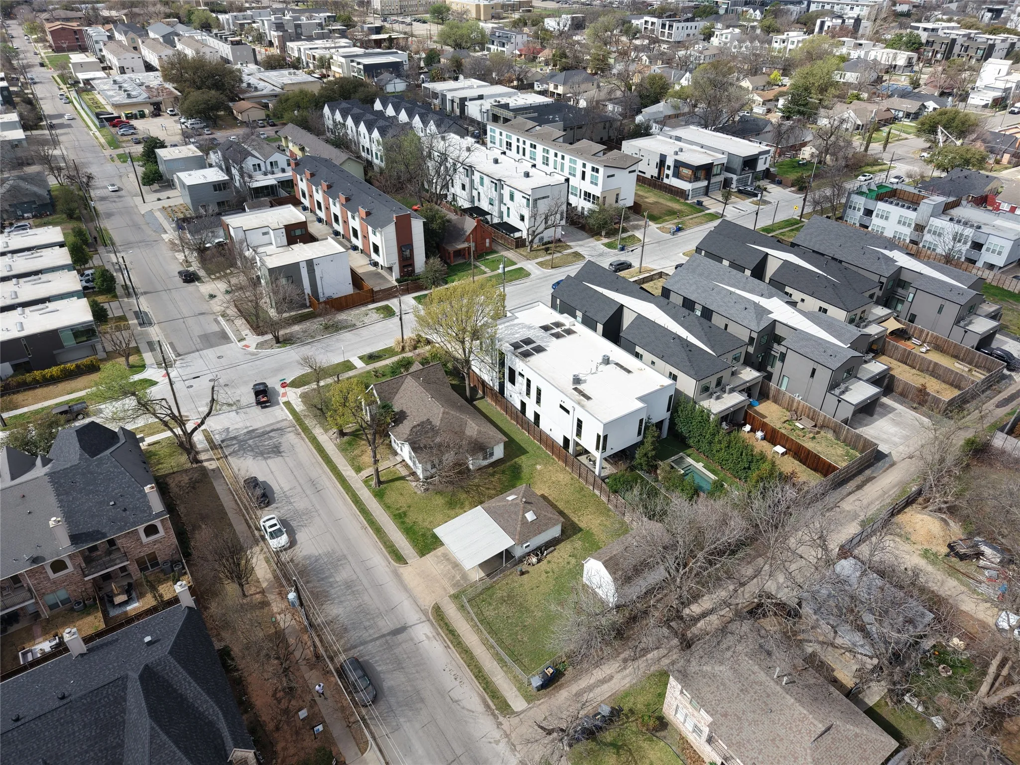 Improved Land For Sale in Dallas County , 2302 Kirby Street, Dallas, Texas 75204, 0, 0, Garage spaces, 0 Sqft, built in 1937, mls#21195786, Real Estate Agent in Dallas, Homes For Sale in Dallas county, Homes For Sale in Dallas, Realtor in Dallas Texas, Real Estate Brokerage Independent Realty Texas, Luminita Cordes Realtor