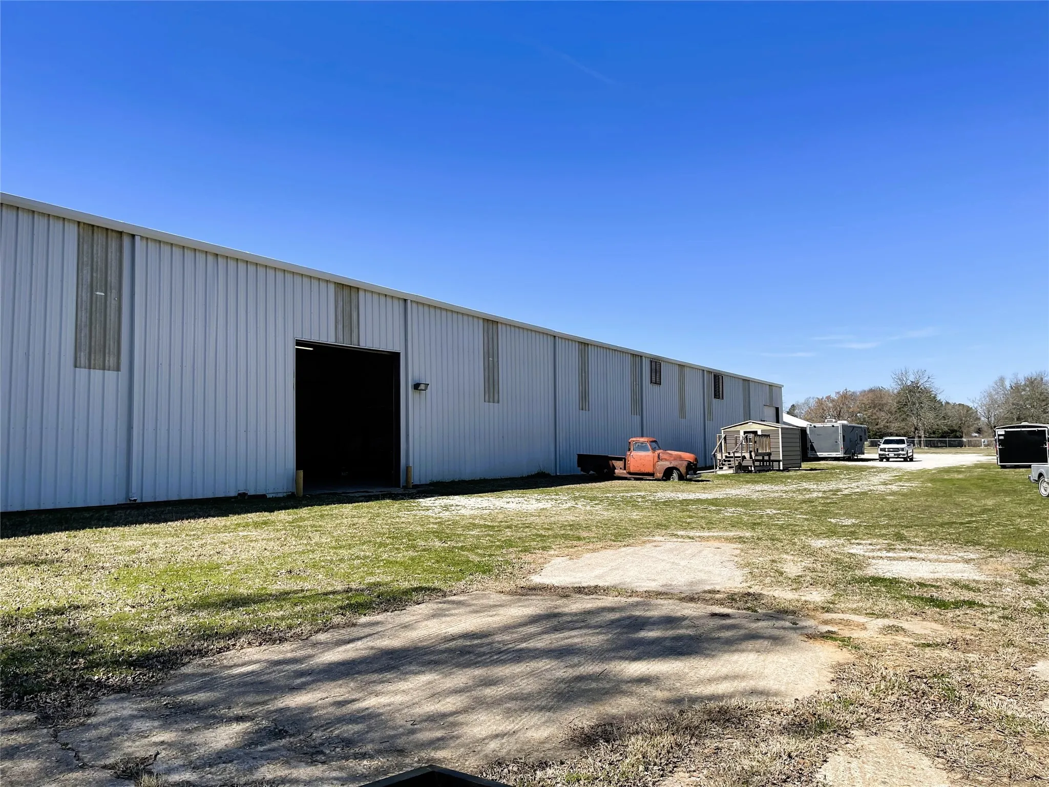 Industrial For Sale in Freestone County , 423 State Highway 75 S, Fairfield, Texas 75840, 0, 0, Garage spaces, 0 Sqft, built in 1980, Preowned, Price $1,400,000, mls#21195860, Real Estate Agent in Fairfield, Homes For Sale in Freestone county, Homes For Sale in Fairfield, Realtor in Fairfield Texas, Real Estate Brokerage Independent Realty Texas, Luminita Cordes Realtor