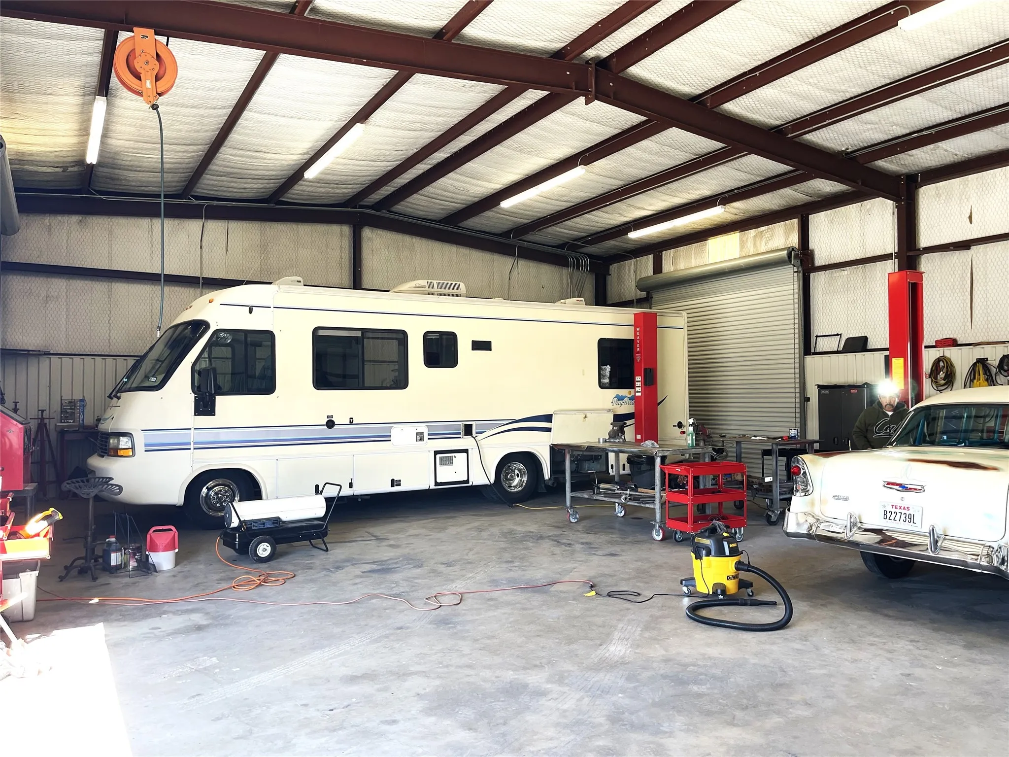 Industrial For Sale in Freestone County , 423 State Highway 75 S, Fairfield, Texas 75840, 0, 0, Garage spaces, 0 Sqft, built in 1980, Preowned, Price $1,400,000, mls#21195860, Real Estate Agent in Fairfield, Homes For Sale in Freestone county, Homes For Sale in Fairfield, Realtor in Fairfield Texas, Real Estate Brokerage Independent Realty Texas, Luminita Cordes Realtor