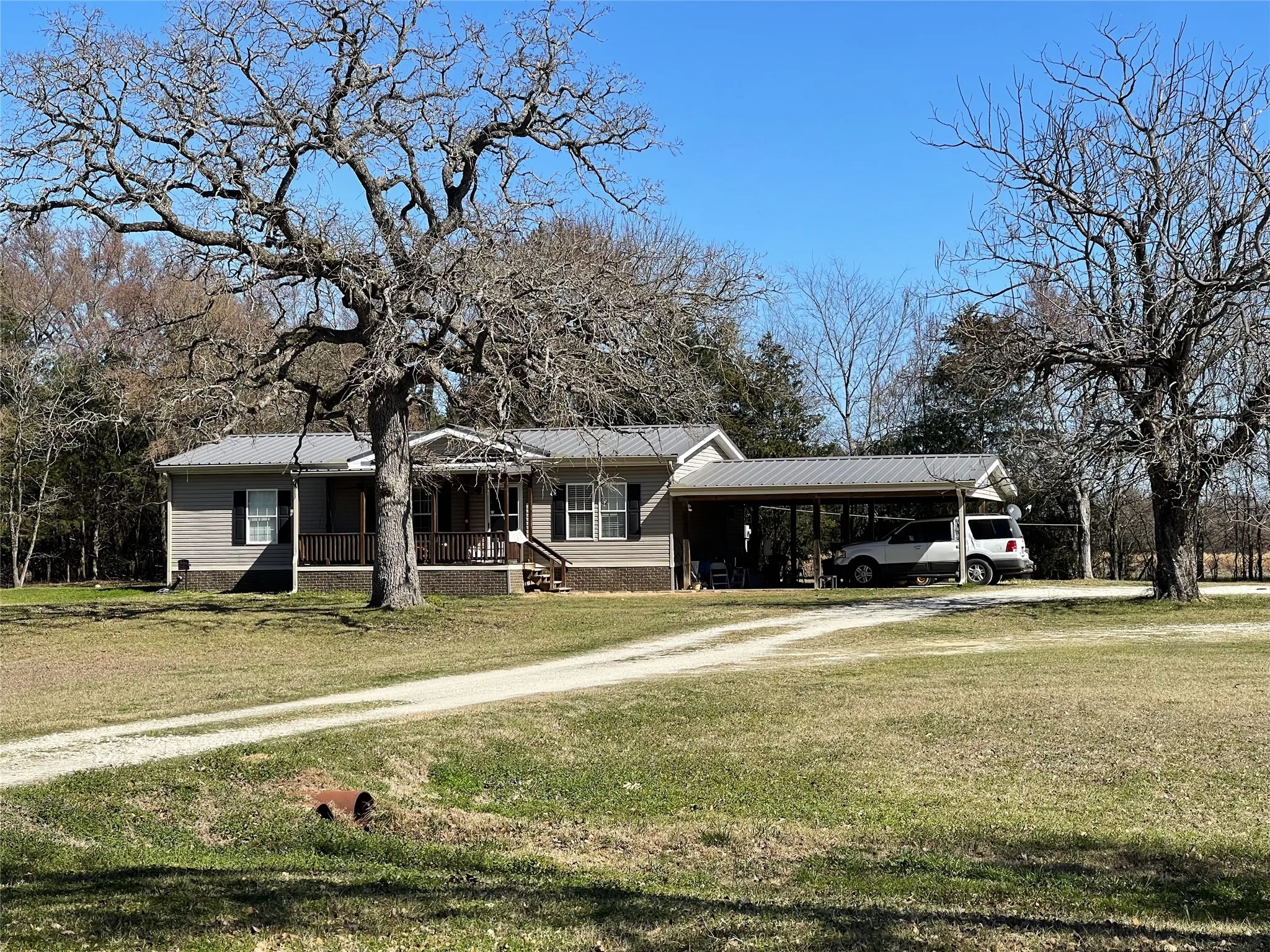 Industrial For Sale in Freestone County , 423 State Highway 75 S, Fairfield, Texas 75840, 0, 0, Garage spaces, 0 Sqft, built in 1980, Preowned, Price $1,400,000, mls#21195860, Real Estate Agent in Fairfield, Homes For Sale in Freestone county, Homes For Sale in Fairfield, Realtor in Fairfield Texas, Real Estate Brokerage Independent Realty Texas, Luminita Cordes Realtor