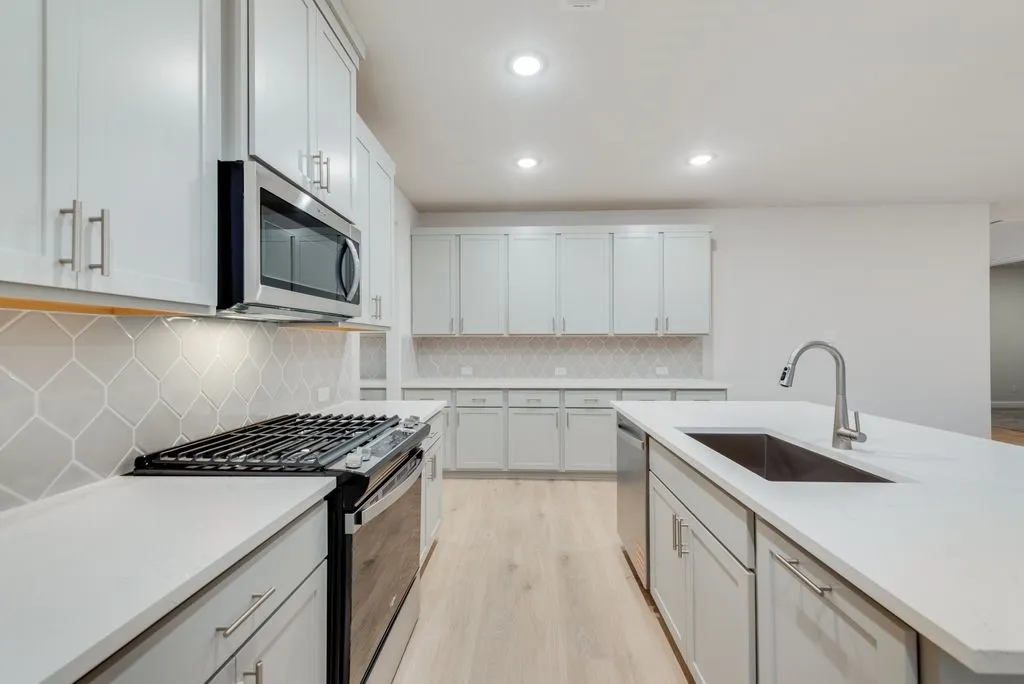 Single Family Residence For Sale in Tarrant County , 517 Marcus Lane, Crowley, Texas 76036, 4 Bedroom, 3 Bathroom, 2 Garage spaces, 2,912 Sqft, built in 2026, New Construction - Complete, mls#21195874, Real Estate Agent in Crowley, Homes For Sale in Tarrant county, Homes For Sale in Crowley, Realtor in Crowley Texas, Real Estate Brokerage Independent Realty Texas, Luminita Cordes Realtor