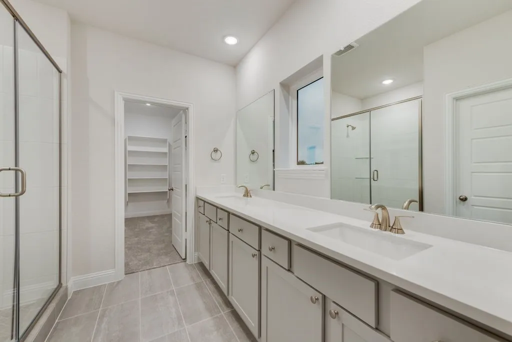 Single Family Residence For Sale in Tarrant County , 517 Marcus Lane, Crowley, Texas 76036, 4 Bedroom, 3 Bathroom, 2 Garage spaces, 2,912 Sqft, built in 2026, New Construction - Complete, mls#21195874, Real Estate Agent in Crowley, Homes For Sale in Tarrant county, Homes For Sale in Crowley, Realtor in Crowley Texas, Real Estate Brokerage Independent Realty Texas, Luminita Cordes Realtor
