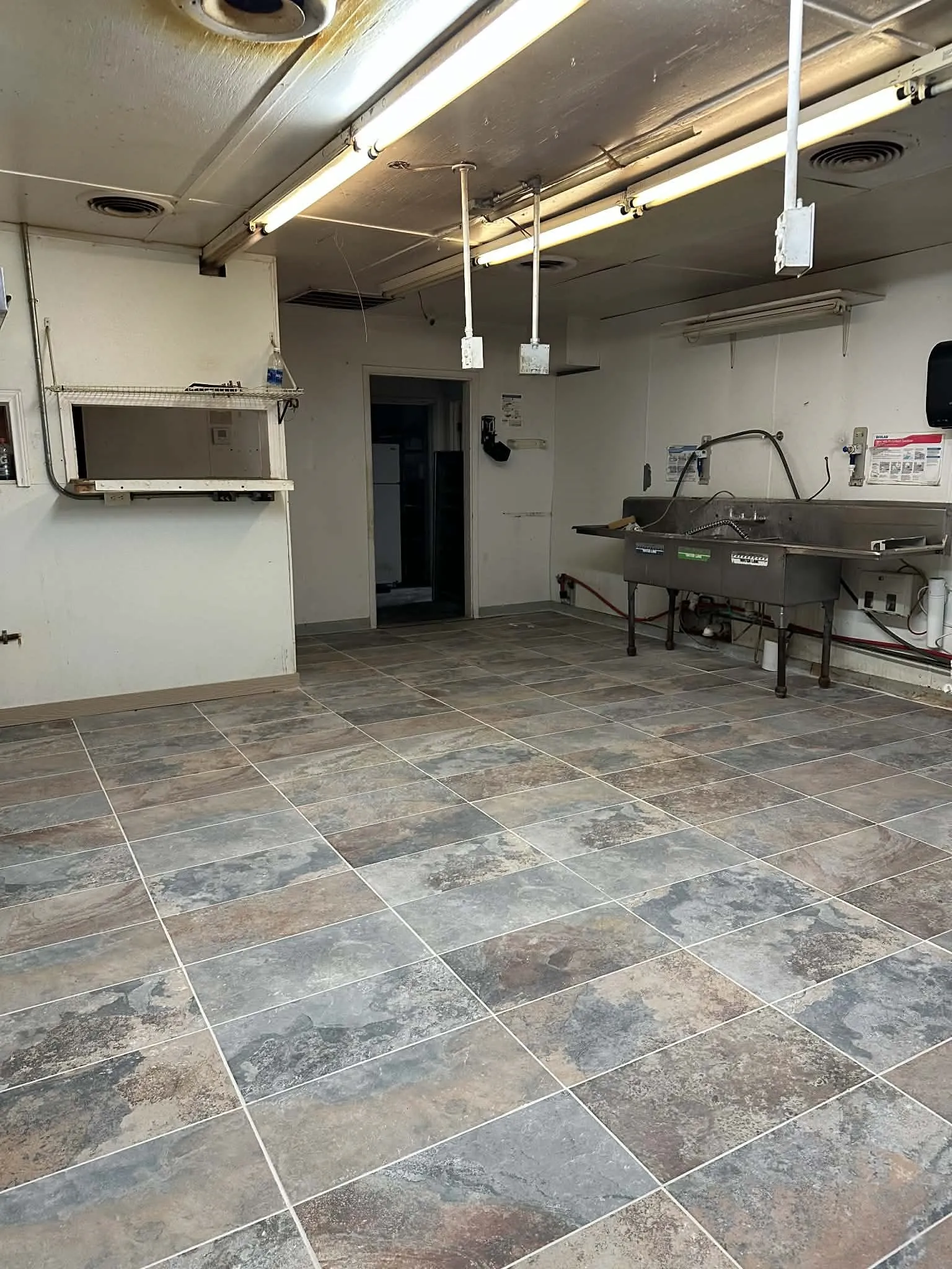Business For Sale in Fannin County , 1502 W Main St Street, Honey Grove, Texas 75446, 0, 0, Garage spaces, 0 Sqft, built in 1940, Preowned, mls#21195950, Real Estate Agent in Honey Grove, Homes For Sale in Fannin county, Homes For Sale in Honey Grove, Realtor in Honey Grove Texas, Real Estate Brokerage Independent Realty Texas, Luminita Cordes Realtor