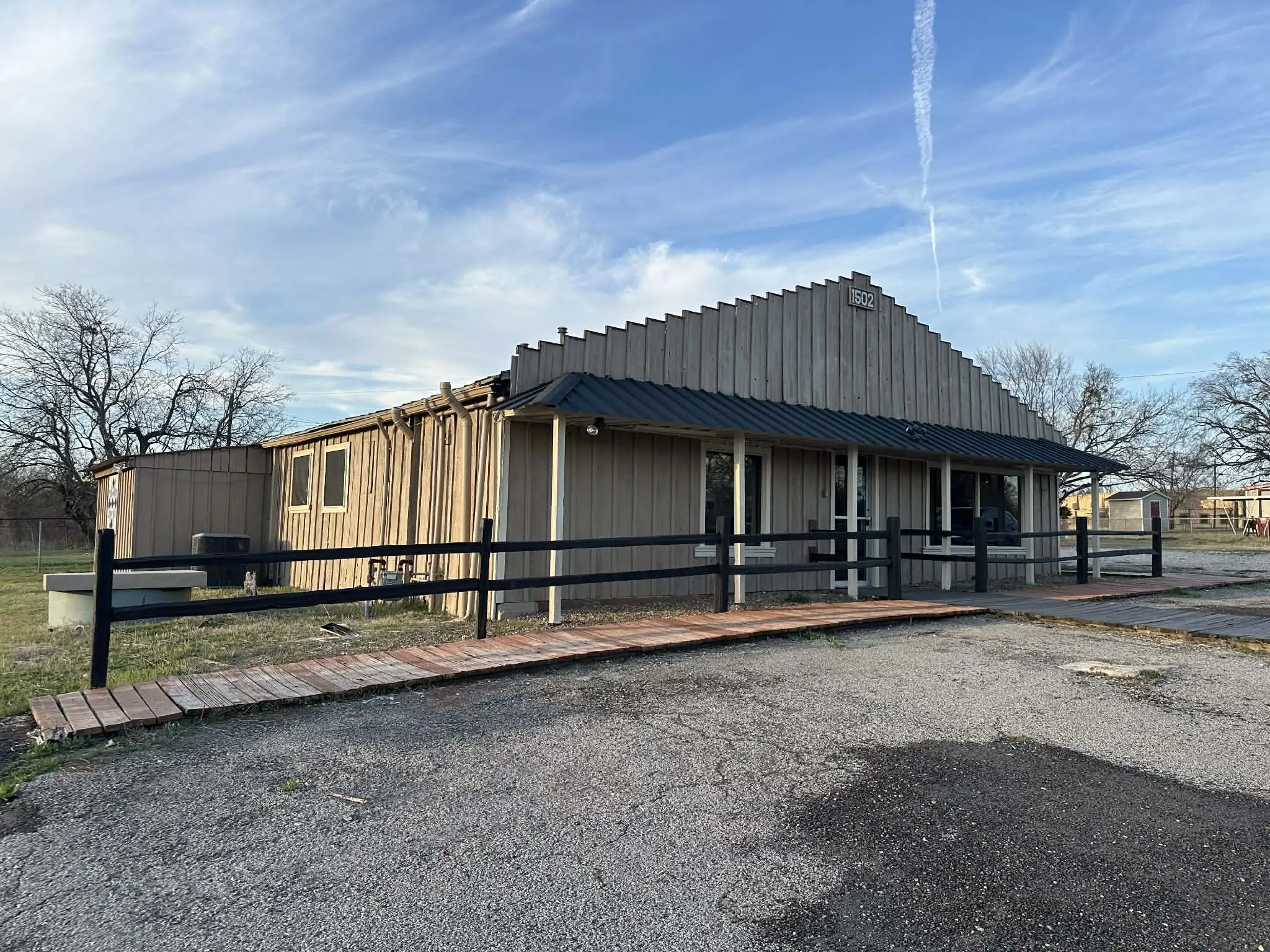 Business For Sale in Fannin County , 1502 W Main St Street, Honey Grove, Texas 75446, 0, 0, Garage spaces, 0 Sqft, built in 1940, Preowned, mls#21195950, Real Estate Agent in Honey Grove, Homes For Sale in Fannin county, Homes For Sale in Honey Grove, Realtor in Honey Grove Texas, Real Estate Brokerage Independent Realty Texas, Luminita Cordes Realtor