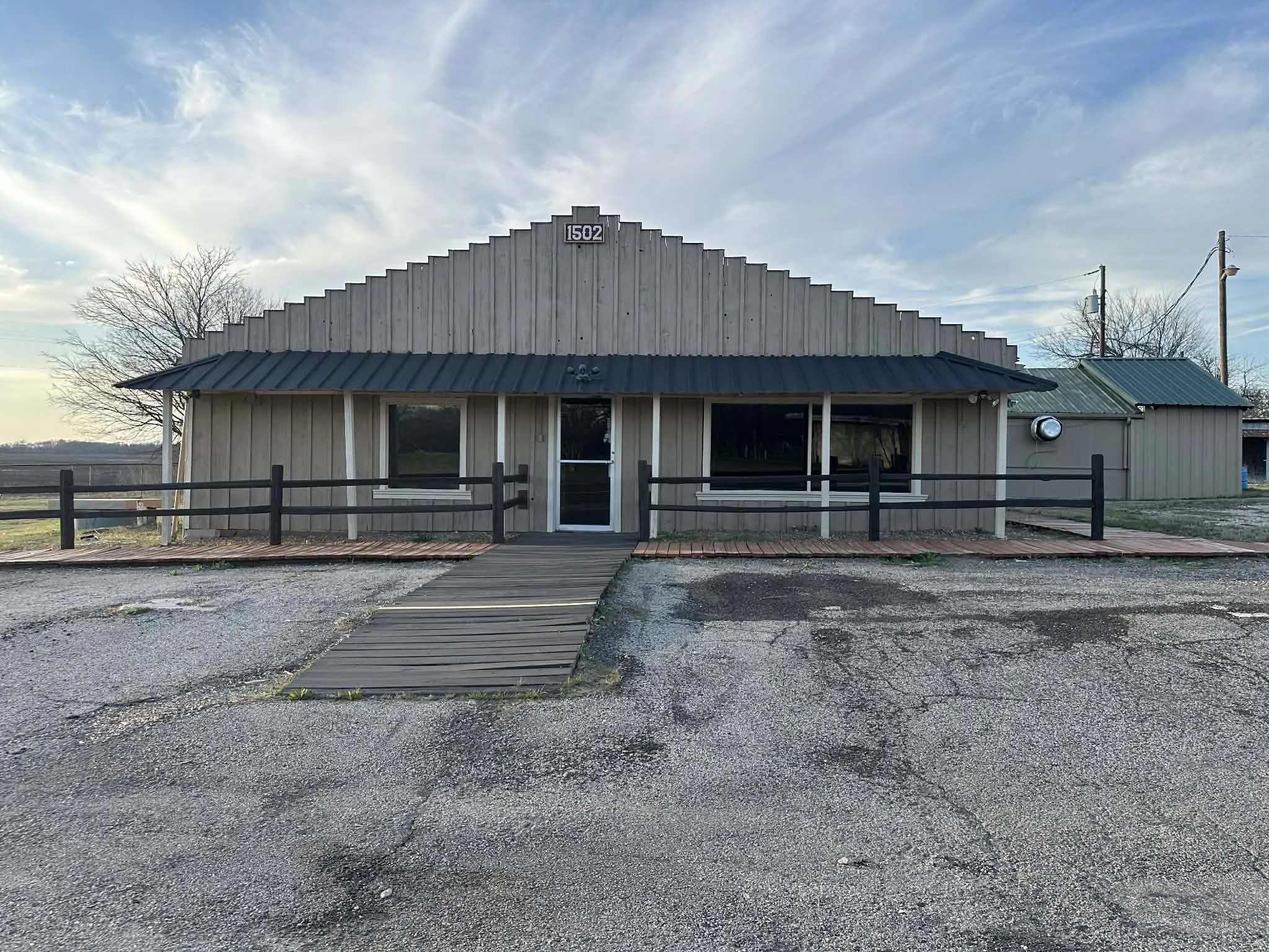 Business For Sale in Fannin County , 1502 W Main St Street, Honey Grove, Texas 75446, 0, 0, Garage spaces, 0 Sqft, built in 1940, Preowned, mls#21195950, Real Estate Agent in Honey Grove, Homes For Sale in Fannin county, Homes For Sale in Honey Grove, Realtor in Honey Grove Texas, Real Estate Brokerage Independent Realty Texas, Luminita Cordes Realtor