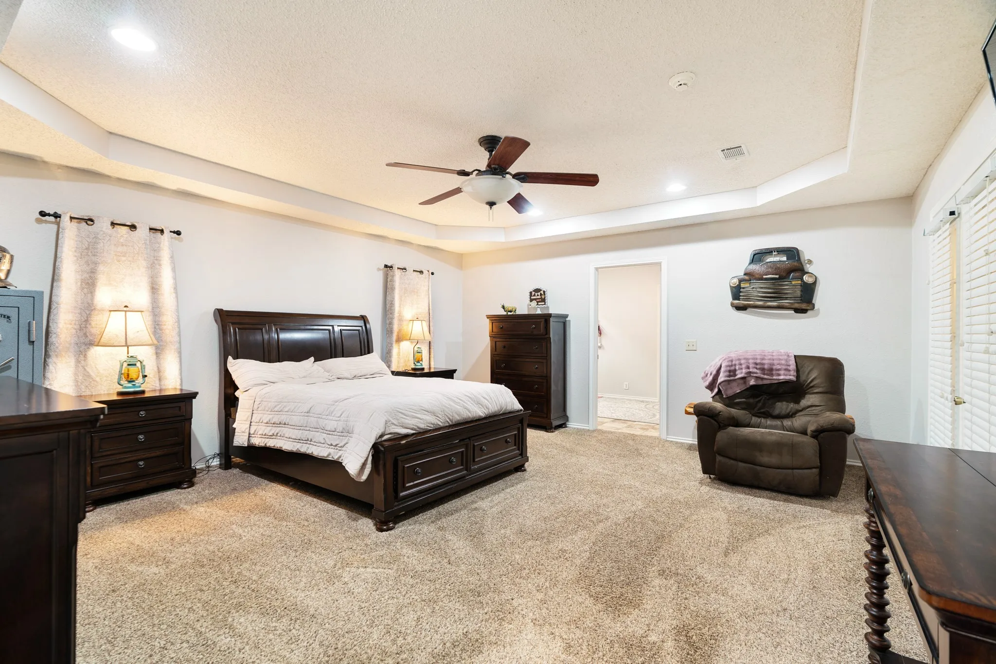 Single Family Residence For Sale in Lamar County , 4145 Sleepy Hollow, Reno, Texas 75462, 3 Bedroom, 2 Bathroom, 2 Garage spaces, 2,377 Sqft, built in 0, mls#21195790, Real Estate Agent in Reno, Homes For Sale in Lamar county, Homes For Sale in Reno, Realtor in Reno Texas, Real Estate Brokerage Independent Realty Texas, Luminita Cordes Realtor