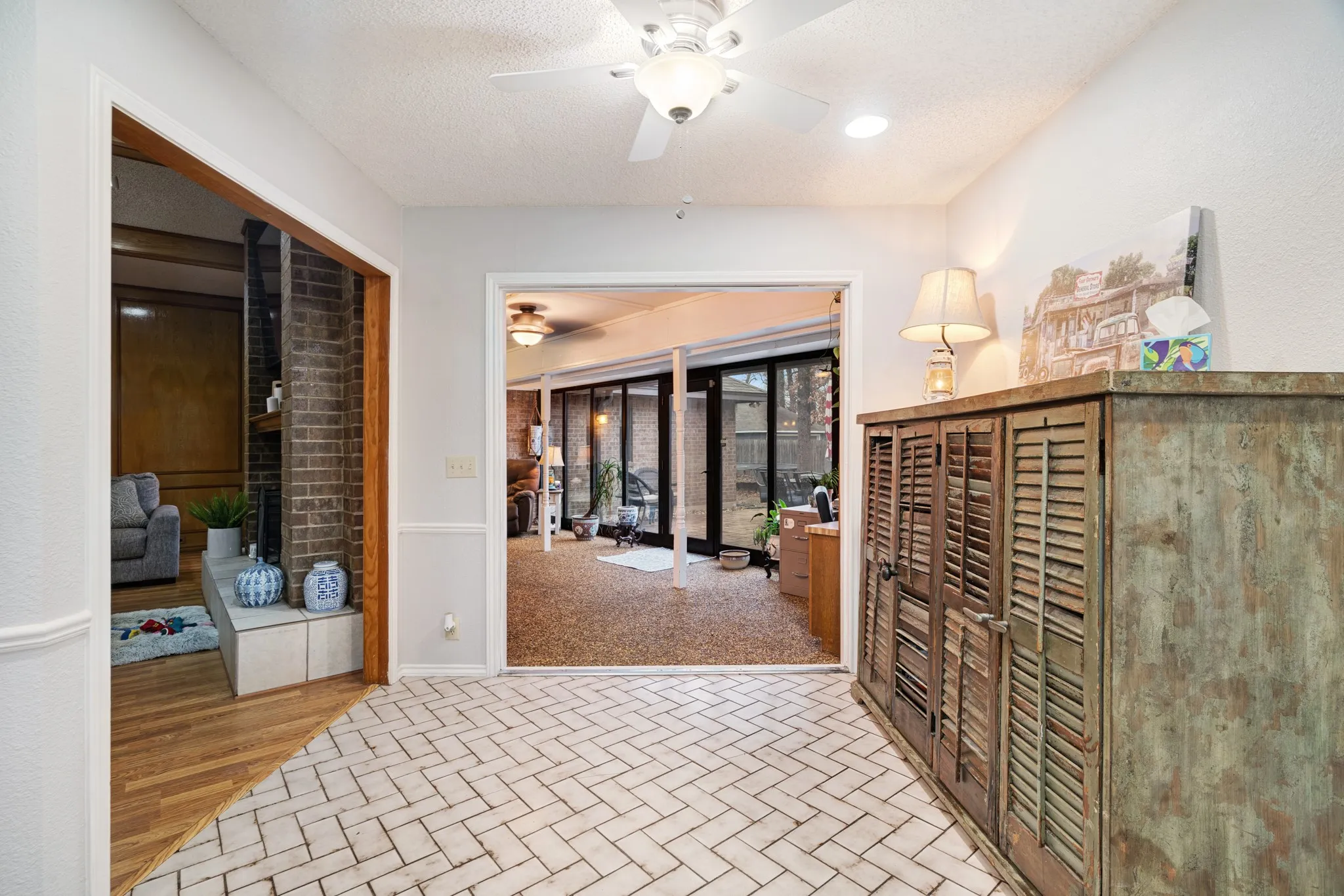 Single Family Residence For Sale in Lamar County , 4145 Sleepy Hollow, Reno, Texas 75462, 3 Bedroom, 2 Bathroom, 2 Garage spaces, 2,377 Sqft, built in 0, mls#21195790, Real Estate Agent in Reno, Homes For Sale in Lamar county, Homes For Sale in Reno, Realtor in Reno Texas, Real Estate Brokerage Independent Realty Texas, Luminita Cordes Realtor