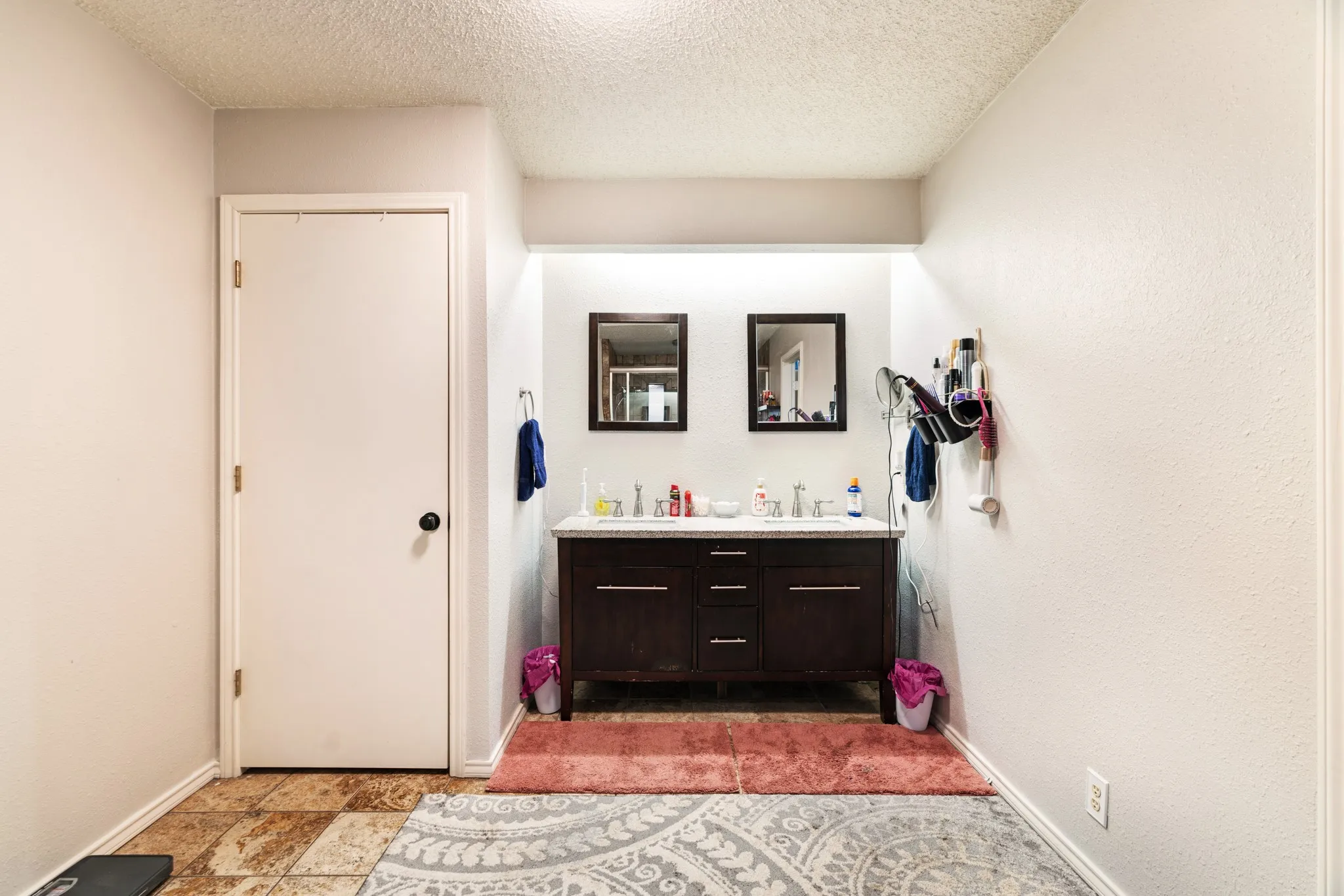 Single Family Residence For Sale in Lamar County , 4145 Sleepy Hollow, Reno, Texas 75462, 3 Bedroom, 2 Bathroom, 2 Garage spaces, 2,377 Sqft, built in 0, mls#21195790, Real Estate Agent in Reno, Homes For Sale in Lamar county, Homes For Sale in Reno, Realtor in Reno Texas, Real Estate Brokerage Independent Realty Texas, Luminita Cordes Realtor