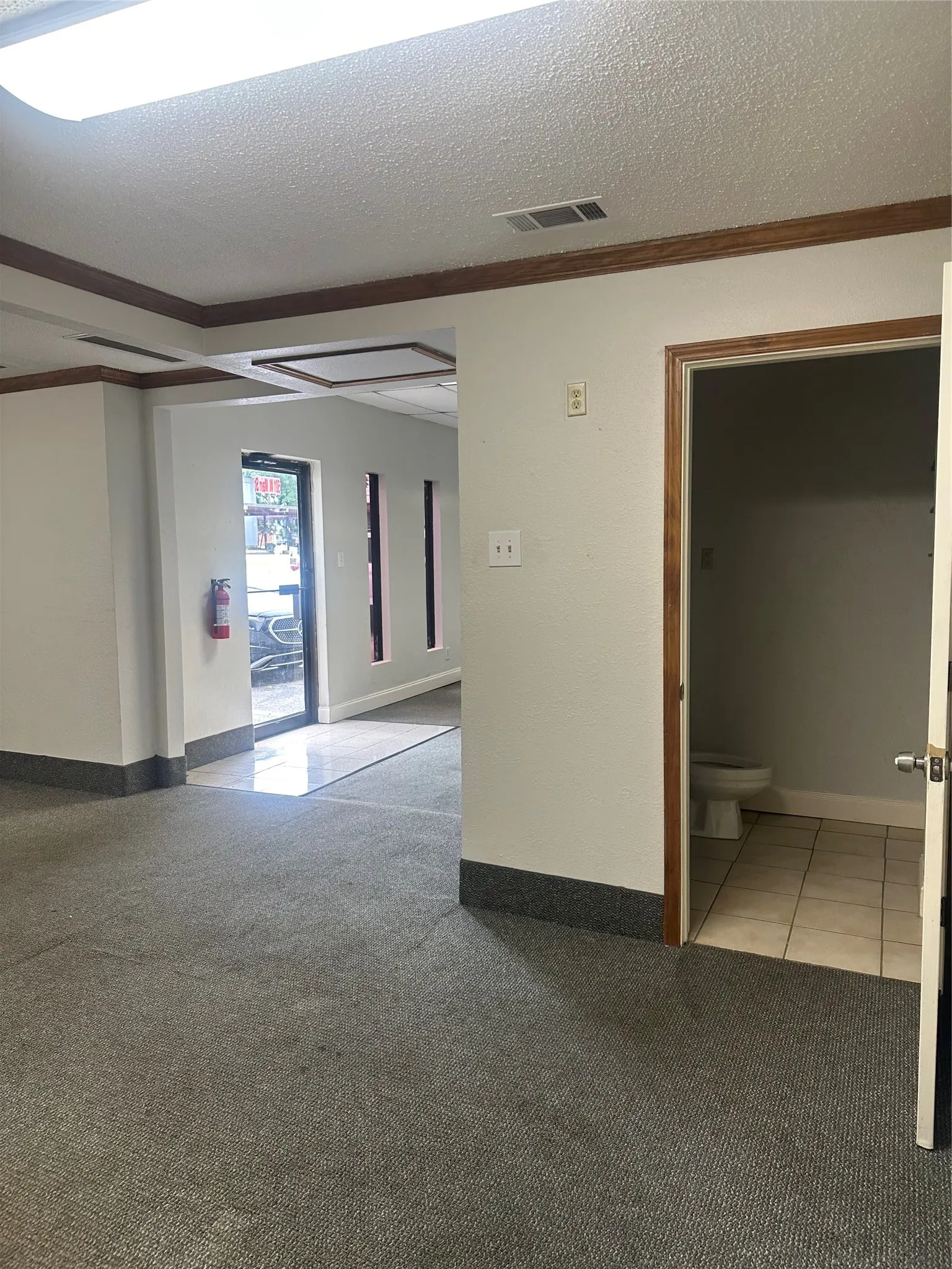 Office For Rent in Dallas County , 501 W Main Street 100, Mesquite, Texas 75149, 0, 0, Garage spaces, 0 Sqft, built in 1984, Preowned, mls#21190083, Real Estate Agent in Mesquite, Homes For Rent in Dallas county, Homes For Rent in Mesquite, Realtor in Mesquite Texas, Real Estate Brokerage Independent Realty Texas, Luminita Cordes Realtor