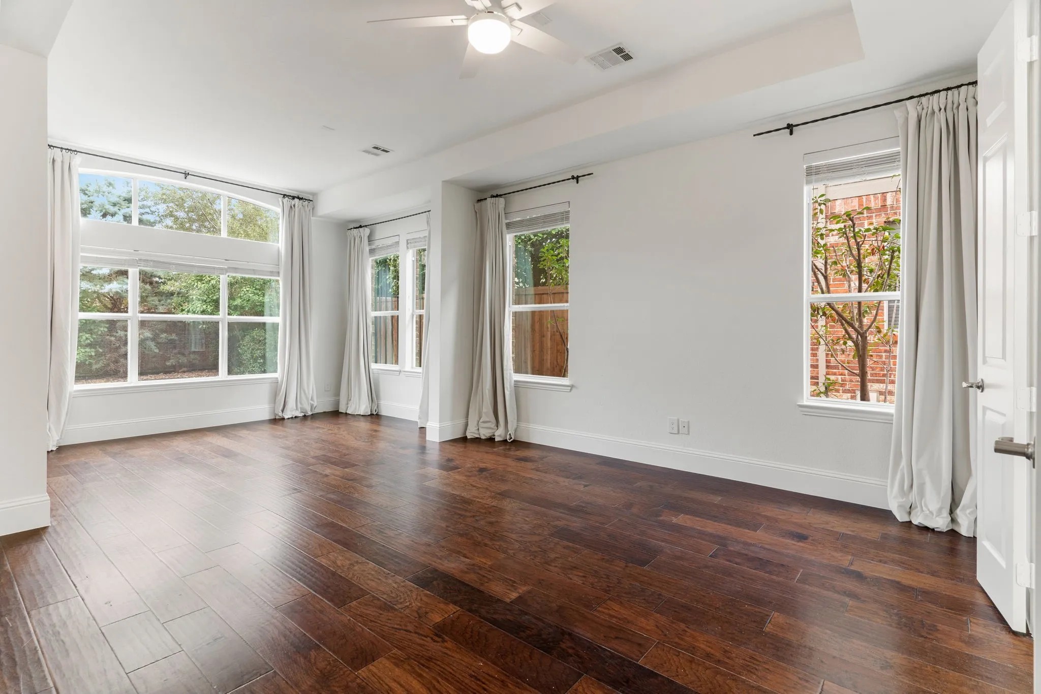 This photo shows how very large this room truly is.