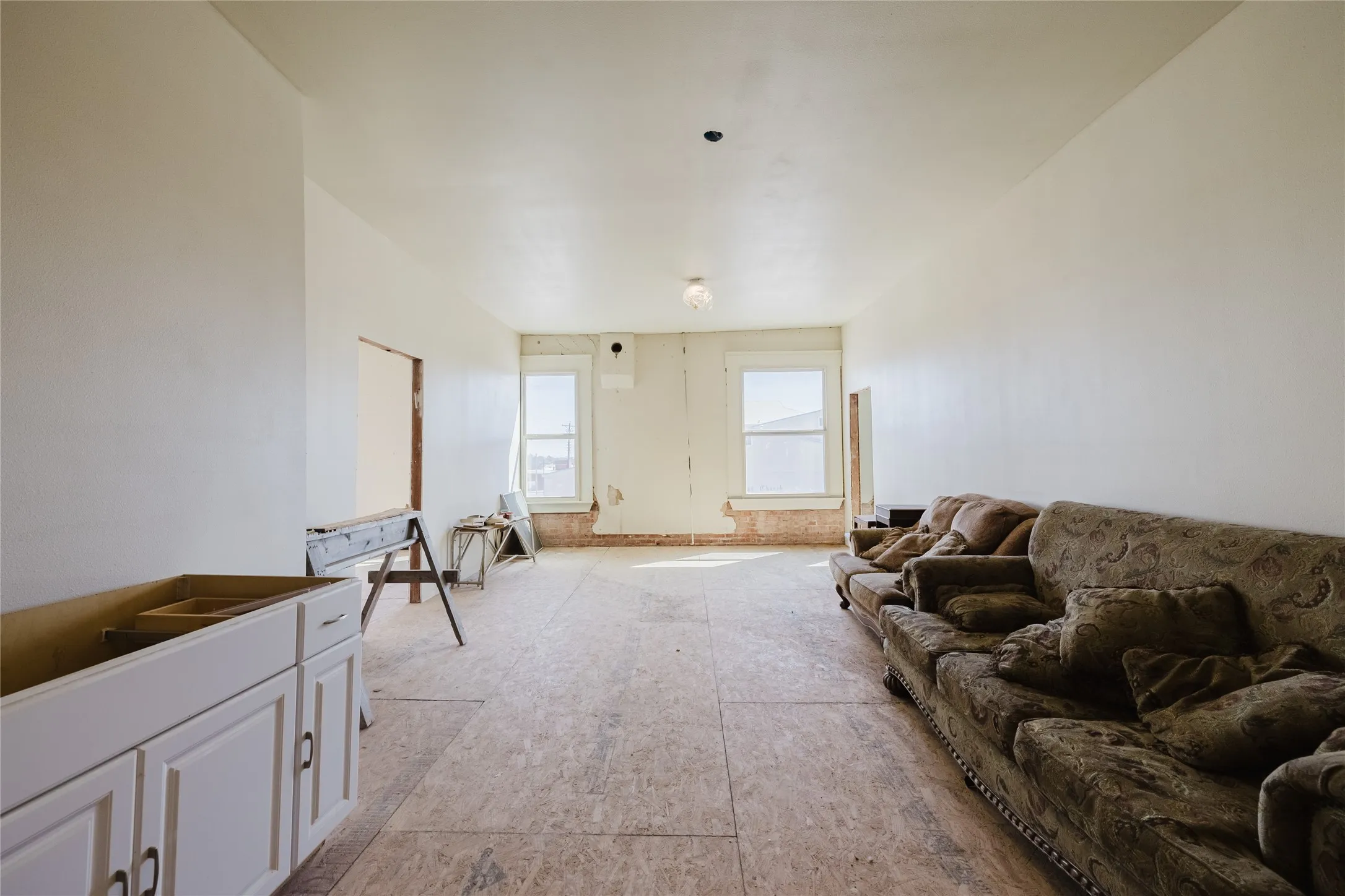 Warehouse For Sale in Eastland County , 200 A W 8th Street, Cisco, Texas 76437, 0, 0, Garage spaces, 0 Sqft, built in 1930, Preowned, mls#21196146, Real Estate Agent in Cisco, Homes For Sale in Eastland county, Homes For Sale in Cisco, Realtor in Cisco Texas, Real Estate Brokerage Independent Realty Texas, Luminita Cordes Realtor