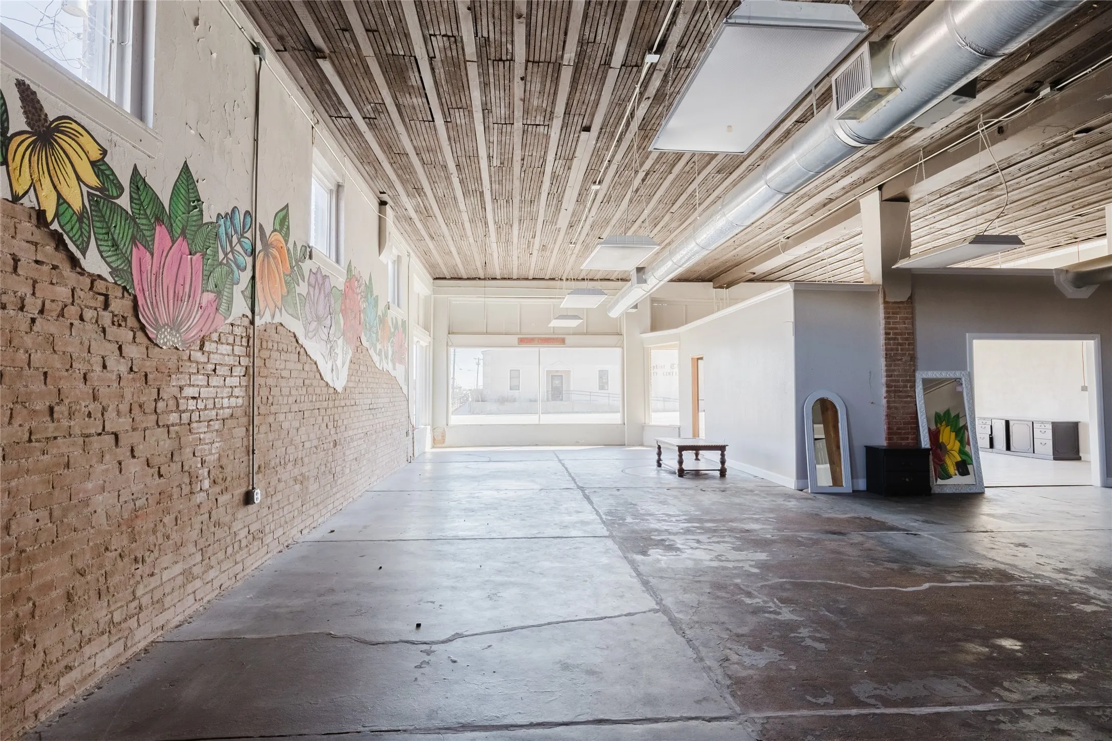 Warehouse For Sale in Eastland County , 200 A W 8th Street, Cisco, Texas 76437, 0, 0, Garage spaces, 0 Sqft, built in 1930, Preowned, mls#21196146, Real Estate Agent in Cisco, Homes For Sale in Eastland county, Homes For Sale in Cisco, Realtor in Cisco Texas, Real Estate Brokerage Independent Realty Texas, Luminita Cordes Realtor