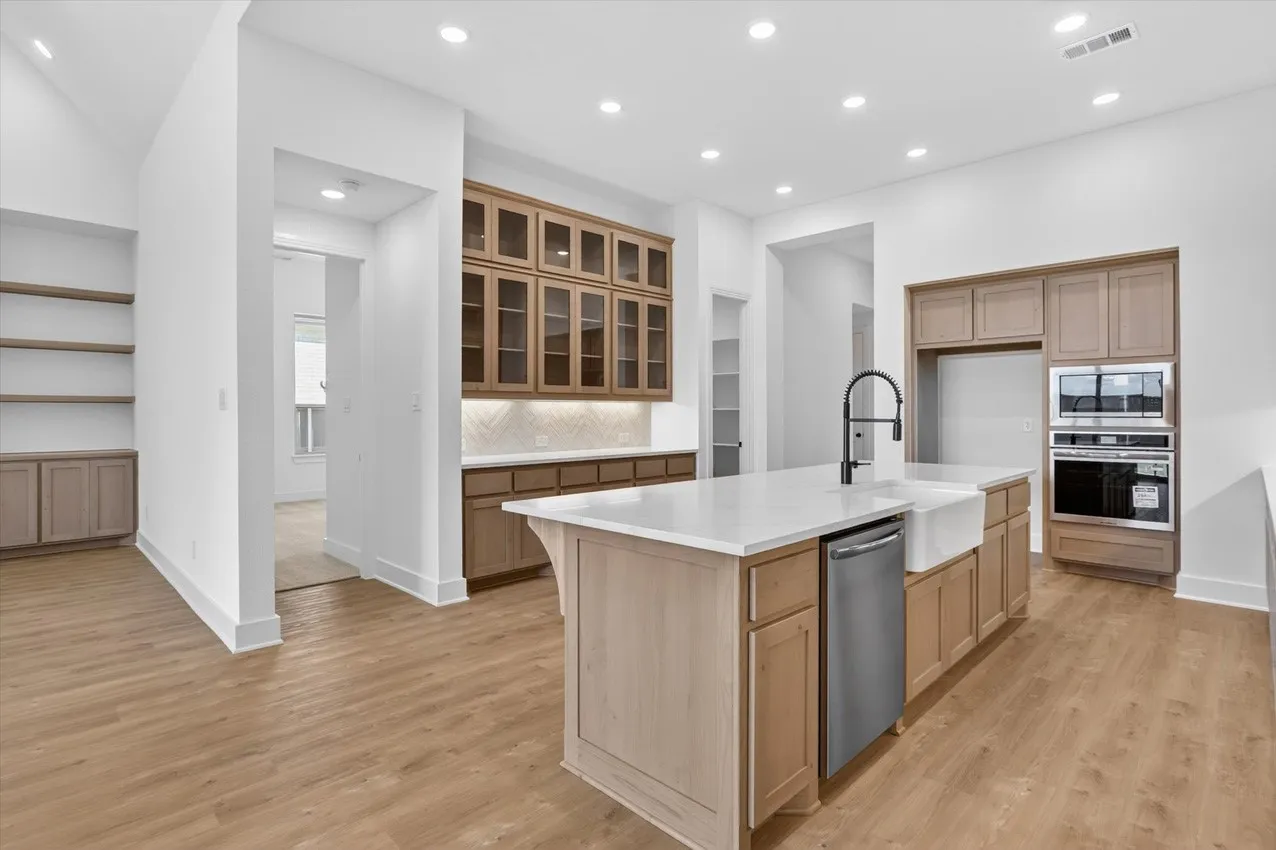 Single Family Residence For Sale in Ellis County , 3591 Redbud Flower Trail, Venus, Texas 76084, 4 Bedroom, 5 Bathroom, 3 Garage spaces, 2,918 Sqft, built in 2026, New Construction - Incomplete, mls#21195219, Real Estate Agent in Venus, Homes For Sale in Ellis county, Homes For Sale in Venus, Realtor in Venus Texas, Real Estate Brokerage Independent Realty Texas, Luminita Cordes Realtor