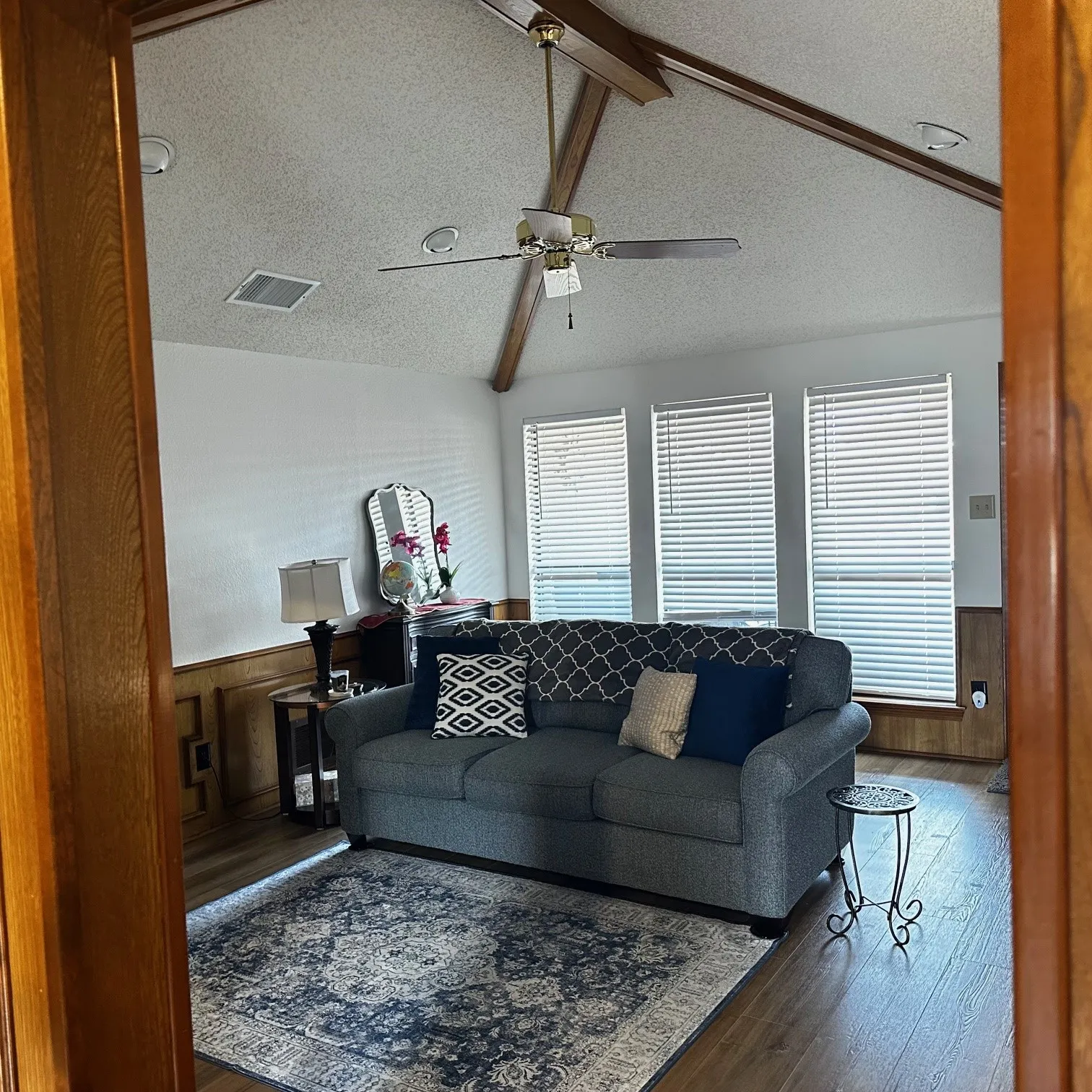 Single Family Residence For Sale in Denton County , 1307 Ponderosa Pine Lane, Carrollton, Texas 75007, 3 Bedrooms, 2 Bathrooms, 2 Garage spaces, 2,170 Sqft, built in 1985, Price $465,000, mls#21196212, Real Estate Agent in Carrollton, Homes For Sale in Denton county, Homes For Sale in Carrollton, Realtor in Carrollton Texas, Real Estate Brokerage Independent Realty Texas, Luminita Cordes Realtor