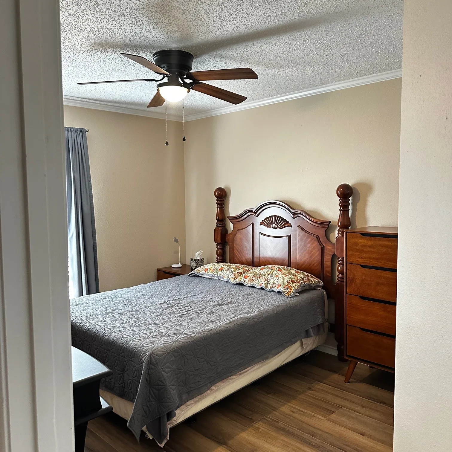 Single Family Residence For Sale in Denton County , 1307 Ponderosa Pine Lane, Carrollton, Texas 75007, 3 Bedrooms, 2 Bathrooms, 2 Garage spaces, 2,170 Sqft, built in 1985, Price $465,000, mls#21196212, Real Estate Agent in Carrollton, Homes For Sale in Denton county, Homes For Sale in Carrollton, Realtor in Carrollton Texas, Real Estate Brokerage Independent Realty Texas, Luminita Cordes Realtor