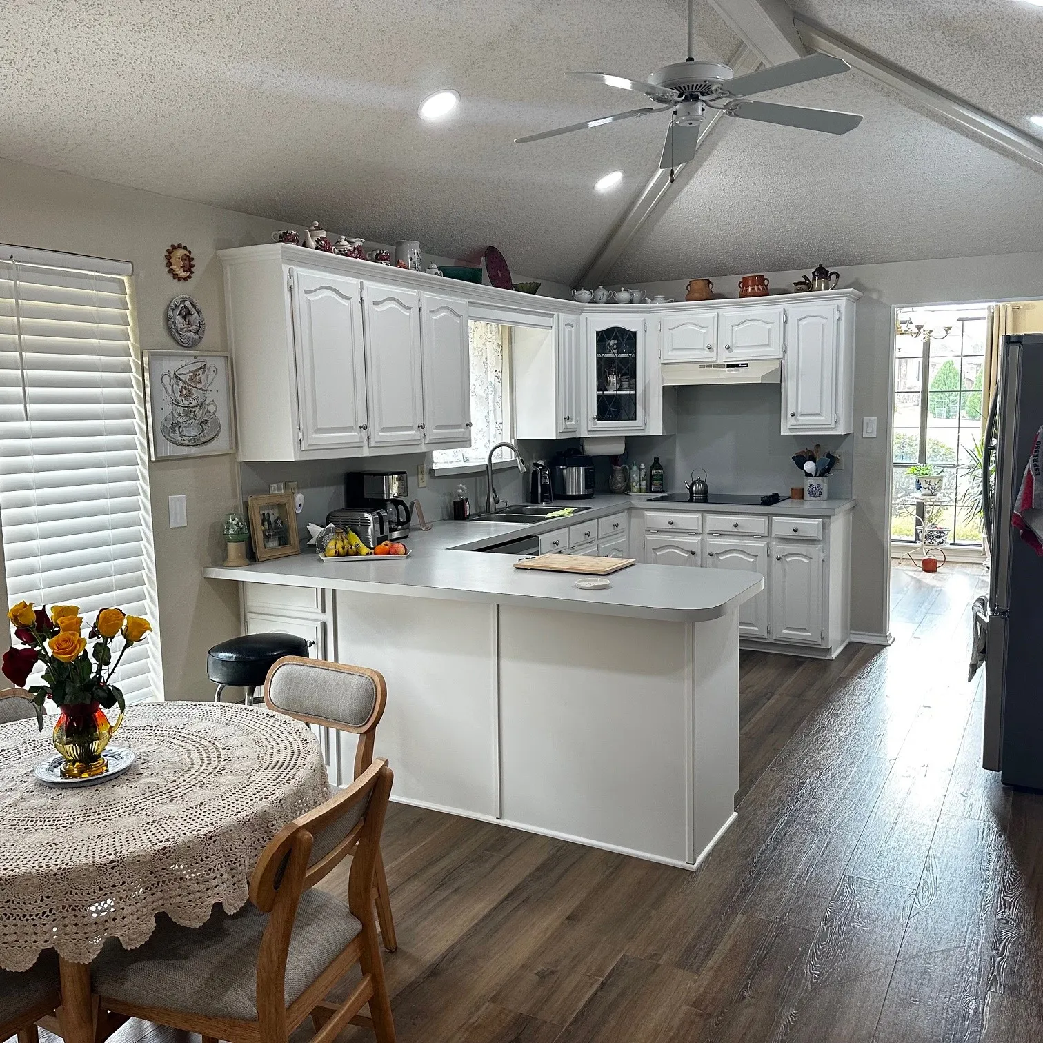 Single Family Residence For Sale in Denton County , 1307 Ponderosa Pine Lane, Carrollton, Texas 75007, 3 Bedrooms, 2 Bathrooms, 2 Garage spaces, 2,170 Sqft, built in 1985, Price $465,000, mls#21196212, Real Estate Agent in Carrollton, Homes For Sale in Denton county, Homes For Sale in Carrollton, Realtor in Carrollton Texas, Real Estate Brokerage Independent Realty Texas, Luminita Cordes Realtor