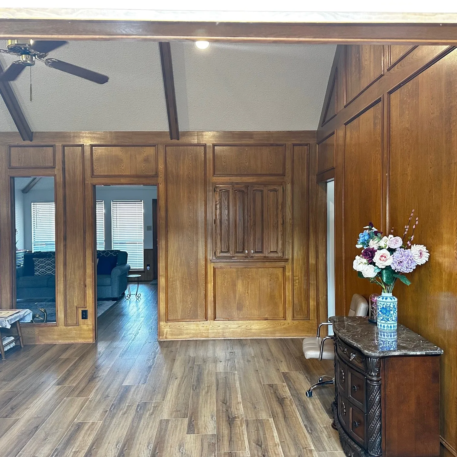 Single Family Residence For Sale in Denton County , 1307 Ponderosa Pine Lane, Carrollton, Texas 75007, 3 Bedrooms, 2 Bathrooms, 2 Garage spaces, 2,170 Sqft, built in 1985, Price $465,000, mls#21196212, Real Estate Agent in Carrollton, Homes For Sale in Denton county, Homes For Sale in Carrollton, Realtor in Carrollton Texas, Real Estate Brokerage Independent Realty Texas, Luminita Cordes Realtor