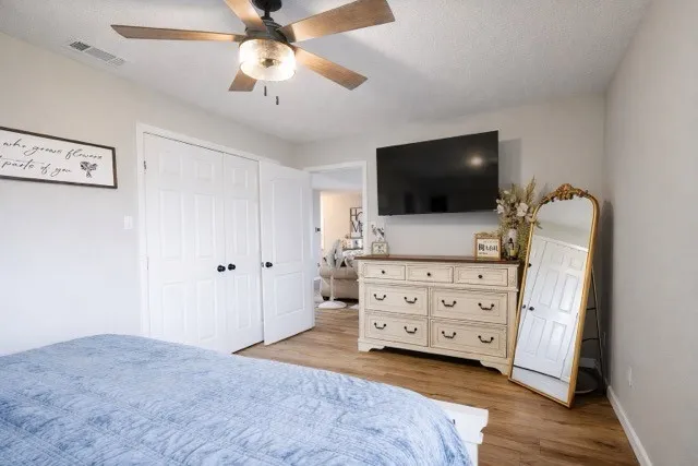 Single Family Residence For Sale in Limestone County , 401 Allison Avenue, Groesbeck, Texas 76642, 3 Bedrooms, 2 Bathrooms, 2 Garage spaces, 1,547 Sqft, built in 1983, Price $320,000, mls#21191214, Real Estate Agent in Groesbeck, Homes For Sale in Limestone county, Homes For Sale in Groesbeck, Realtor in Groesbeck Texas, Real Estate Brokerage Independent Realty Texas, Luminita Cordes Realtor