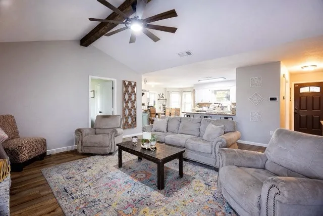 Single Family Residence For Sale in Limestone County , 401 Allison Avenue, Groesbeck, Texas 76642, 3 Bedrooms, 2 Bathrooms, 2 Garage spaces, 1,547 Sqft, built in 1983, Price $320,000, mls#21191214, Real Estate Agent in Groesbeck, Homes For Sale in Limestone county, Homes For Sale in Groesbeck, Realtor in Groesbeck Texas, Real Estate Brokerage Independent Realty Texas, Luminita Cordes Realtor