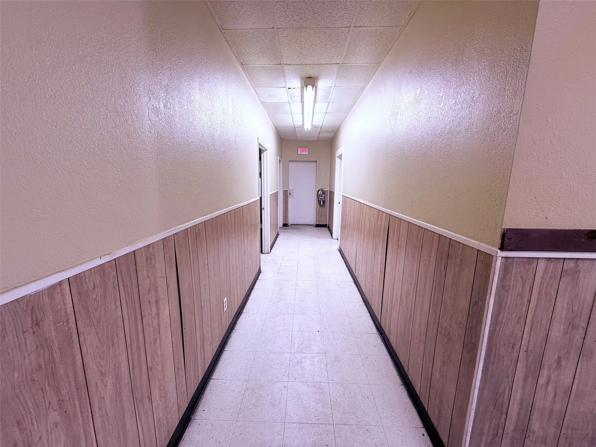 Retail For Sale in Wood County , 328 E Coke Road, Winnsboro, Texas 75494, 0, 0, Garage spaces, 0 Sqft, built in 1990, Preowned, mls#21195992, Real Estate Agent in Winnsboro, Homes For Sale in Wood county, Homes For Sale in Winnsboro, Realtor in Winnsboro Texas, Real Estate Brokerage Independent Realty Texas, Luminita Cordes Realtor