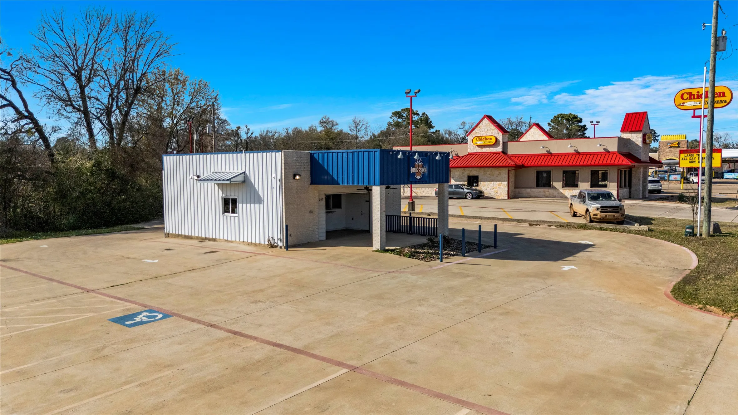 Business For Sale in Gregg County , 207 N Henderso Boulevard, Kilgore, Texas 75662, 0, 0, Garage spaces, 0 Sqft, built in 2020, Preowned, Price $360,000, mls#21196272, Real Estate Agent in Kilgore, Homes For Sale in Gregg county, Homes For Sale in Kilgore, Realtor in Kilgore Texas, Real Estate Brokerage Independent Realty Texas, Luminita Cordes Realtor