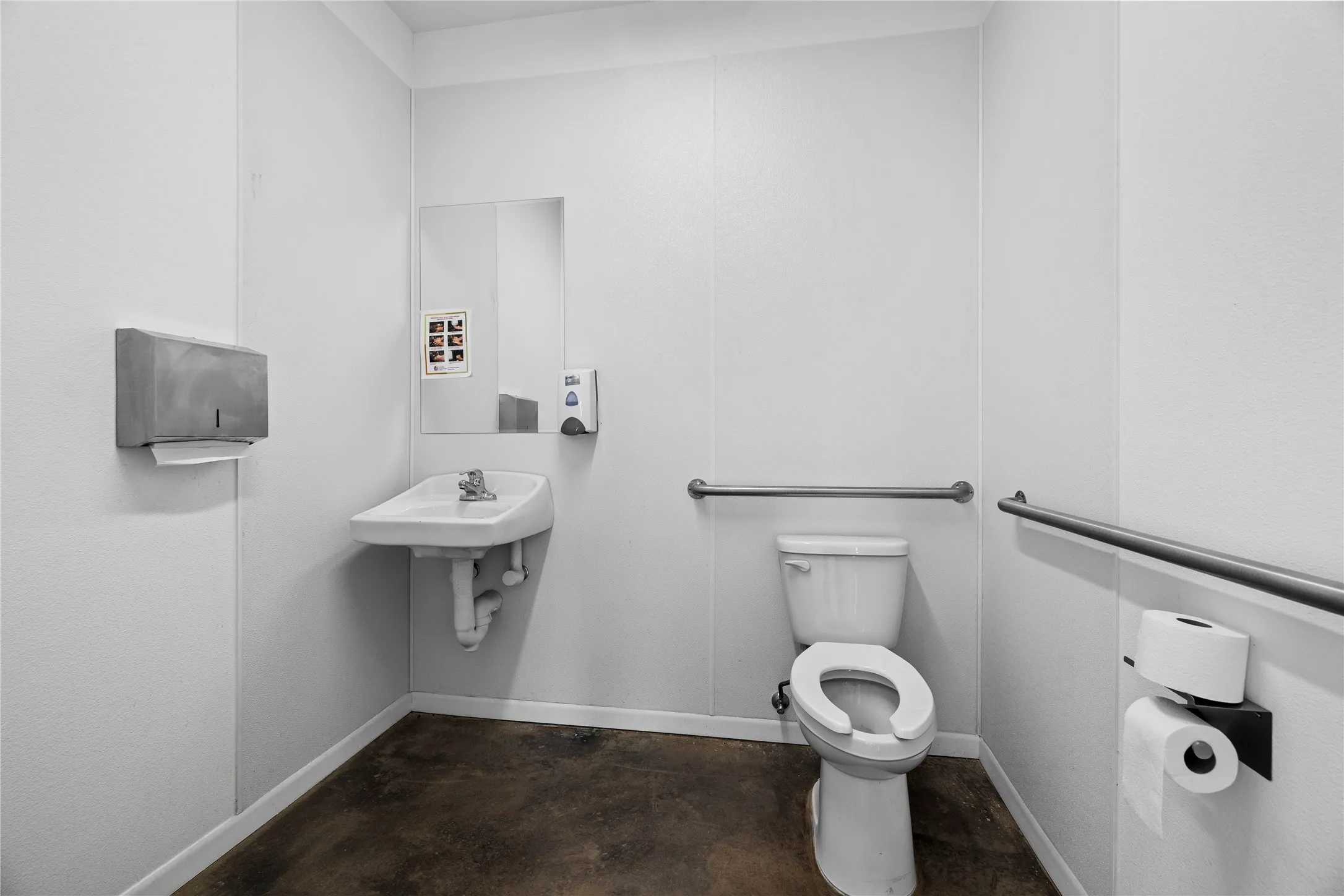 Business For Sale in Gregg County , 207 N Henderso Boulevard, Kilgore, Texas 75662, 0, 0, Garage spaces, 0 Sqft, built in 2020, Preowned, Price $360,000, mls#21196272, Real Estate Agent in Kilgore, Homes For Sale in Gregg county, Homes For Sale in Kilgore, Realtor in Kilgore Texas, Real Estate Brokerage Independent Realty Texas, Luminita Cordes Realtor