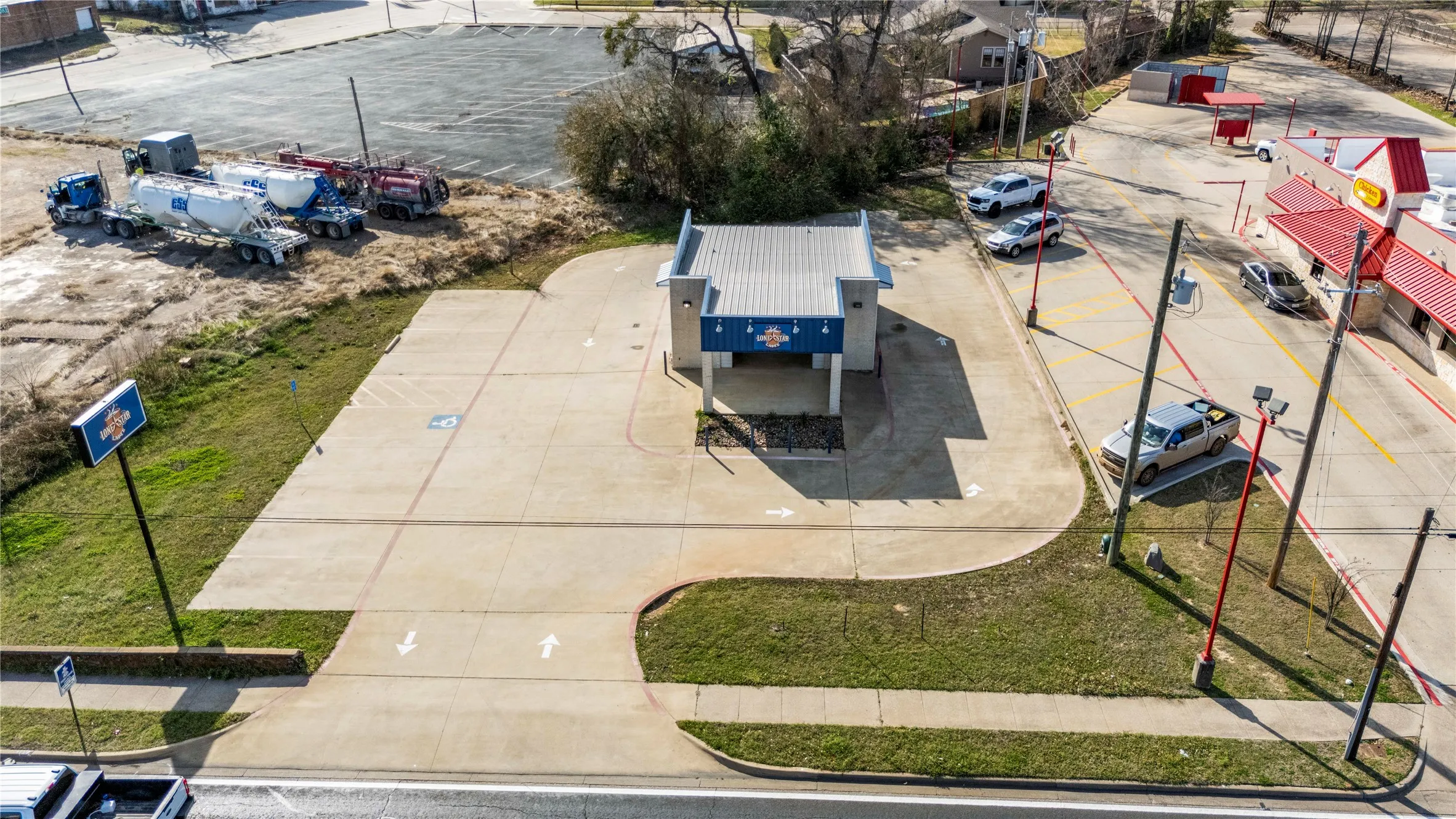 Business For Sale in Gregg County , 207 N Henderso Boulevard, Kilgore, Texas 75662, 0, 0, Garage spaces, 0 Sqft, built in 2020, Preowned, Price $360,000, mls#21196272, Real Estate Agent in Kilgore, Homes For Sale in Gregg county, Homes For Sale in Kilgore, Realtor in Kilgore Texas, Real Estate Brokerage Independent Realty Texas, Luminita Cordes Realtor