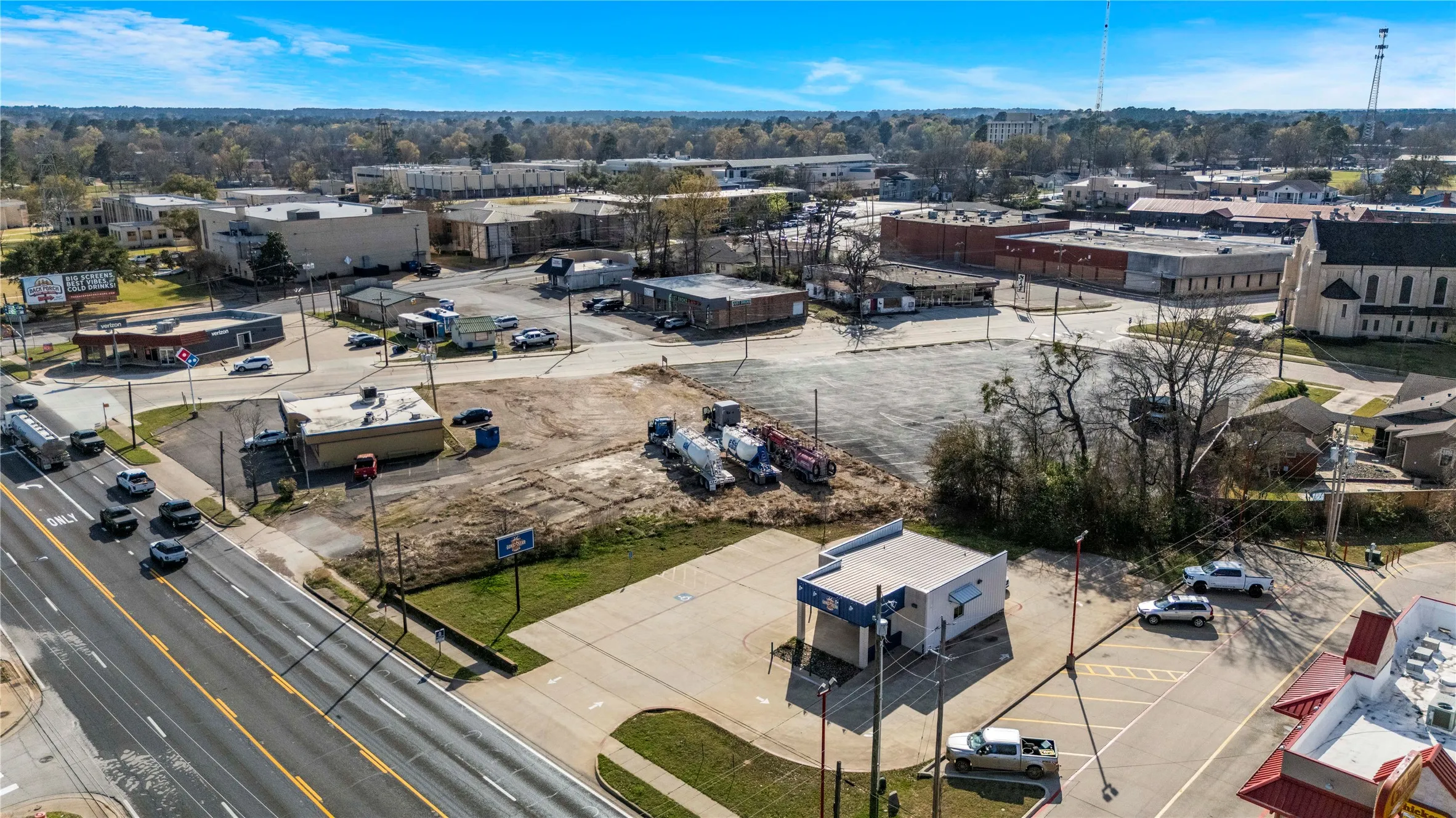Business For Sale in Gregg County , 207 N Henderso Boulevard, Kilgore, Texas 75662, 0, 0, Garage spaces, 0 Sqft, built in 2020, Preowned, Price $360,000, mls#21196272, Real Estate Agent in Kilgore, Homes For Sale in Gregg county, Homes For Sale in Kilgore, Realtor in Kilgore Texas, Real Estate Brokerage Independent Realty Texas, Luminita Cordes Realtor